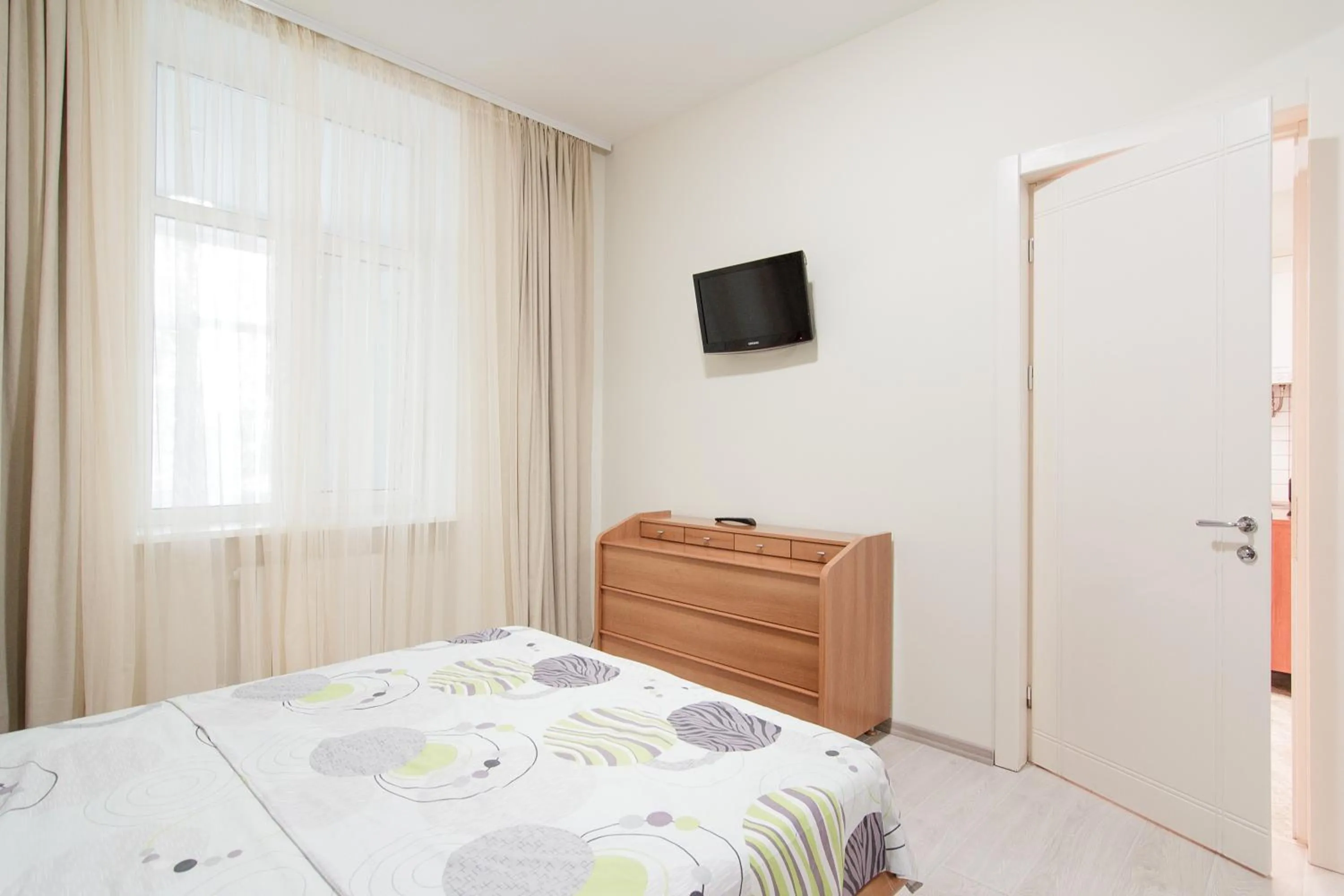 Bed in Best Apartments on St. Rishelievskaya 7