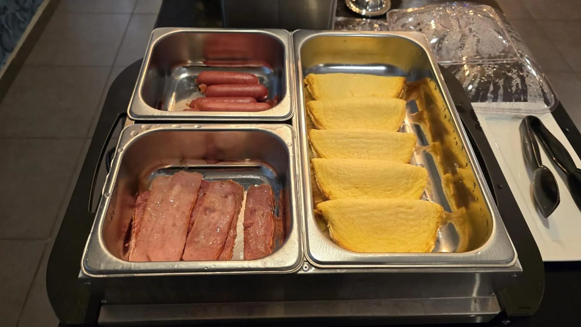 Buffet breakfast in Kyriad Fontenay - Trésigny