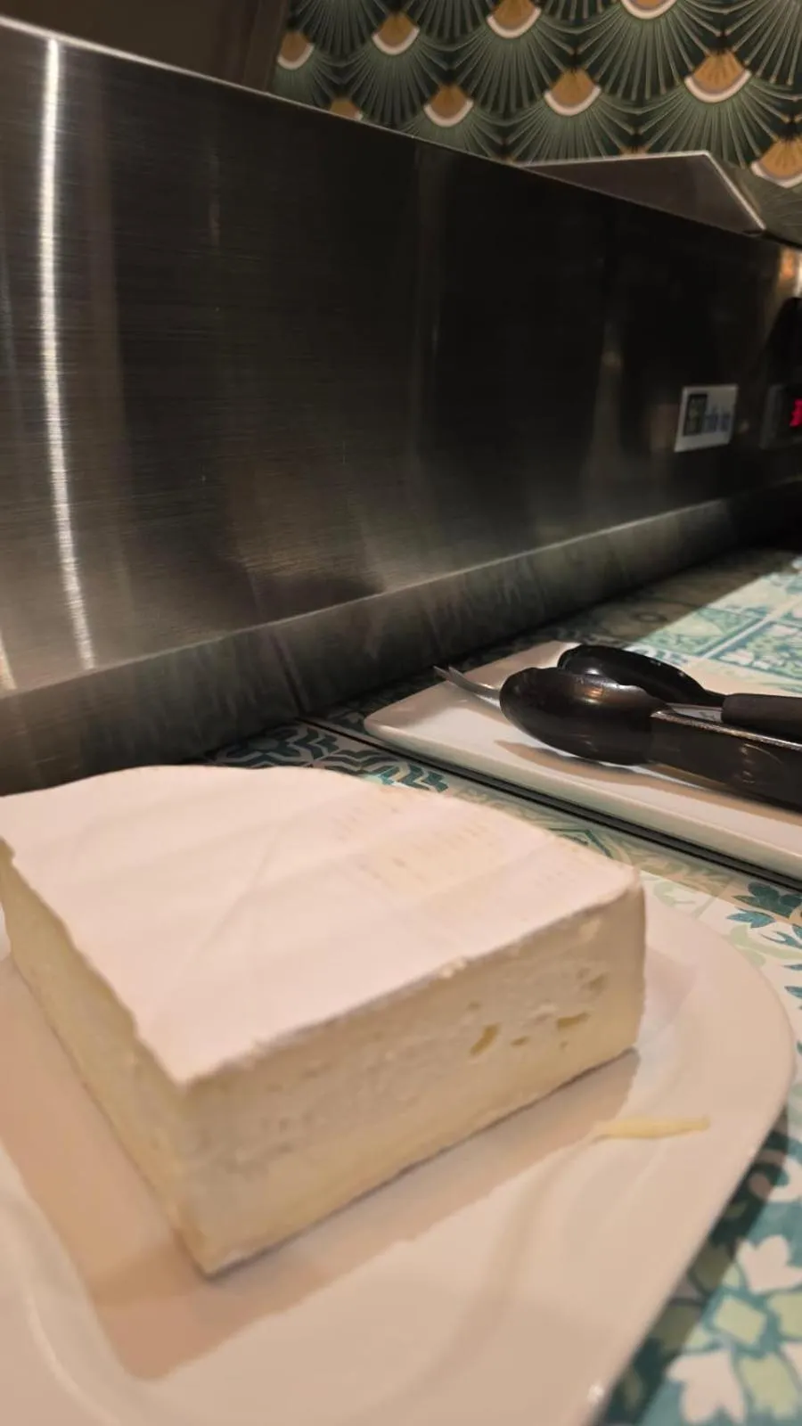 Buffet breakfast in Kyriad Fontenay - Trésigny