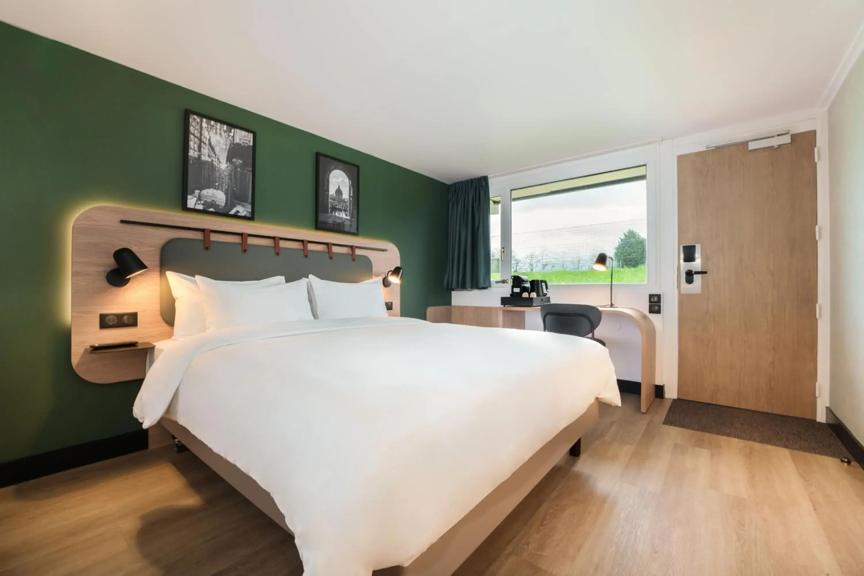 Property building, Bed in Campanile NATURE - Meaux Property building, Bed in Campanile NATURE - Meaux