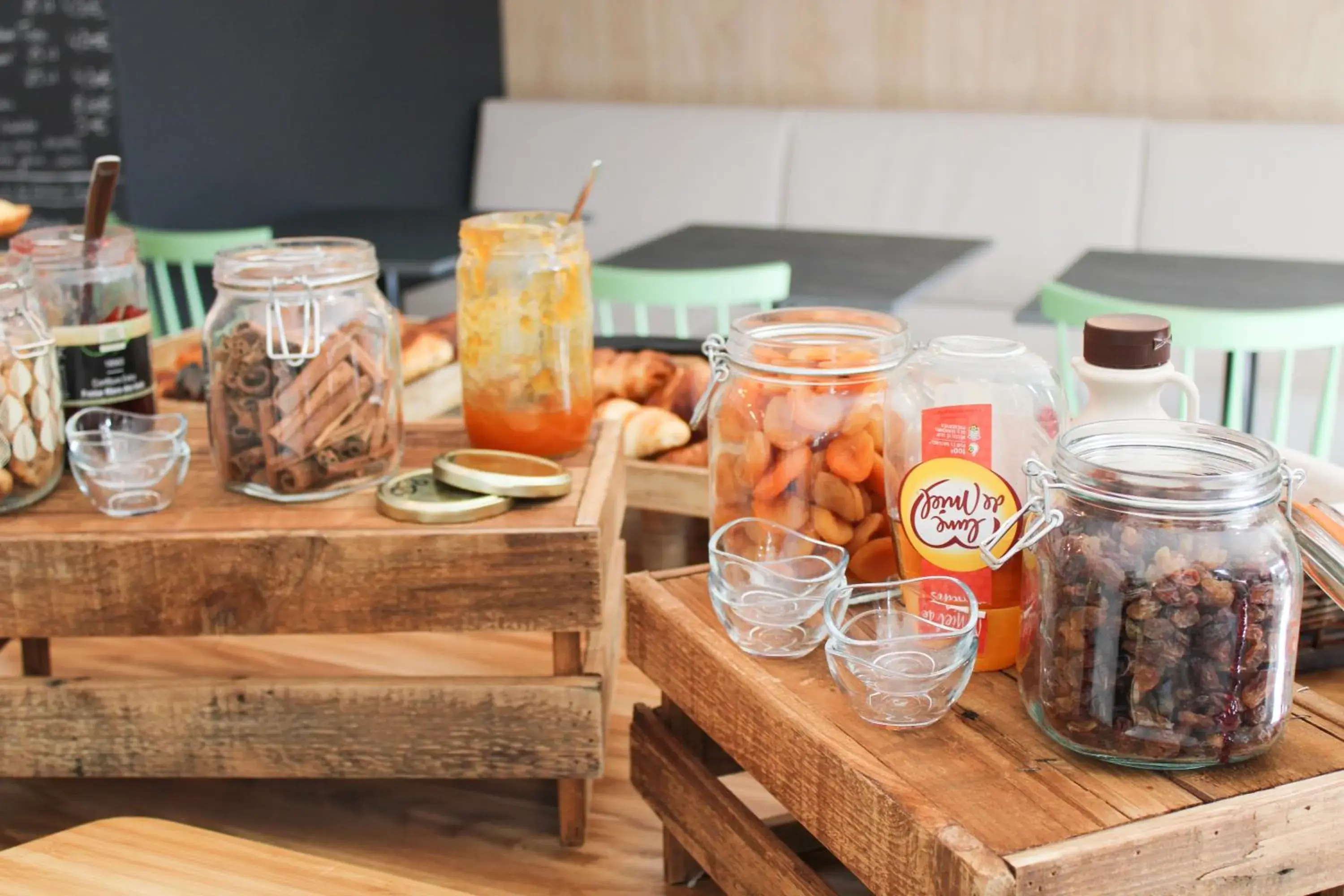 Food and drinks in Campanile Melun Sénart Food and drinks in Campanile Melun Sénart