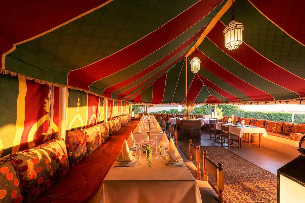 Restaurant/places to eat in Aftas Trip