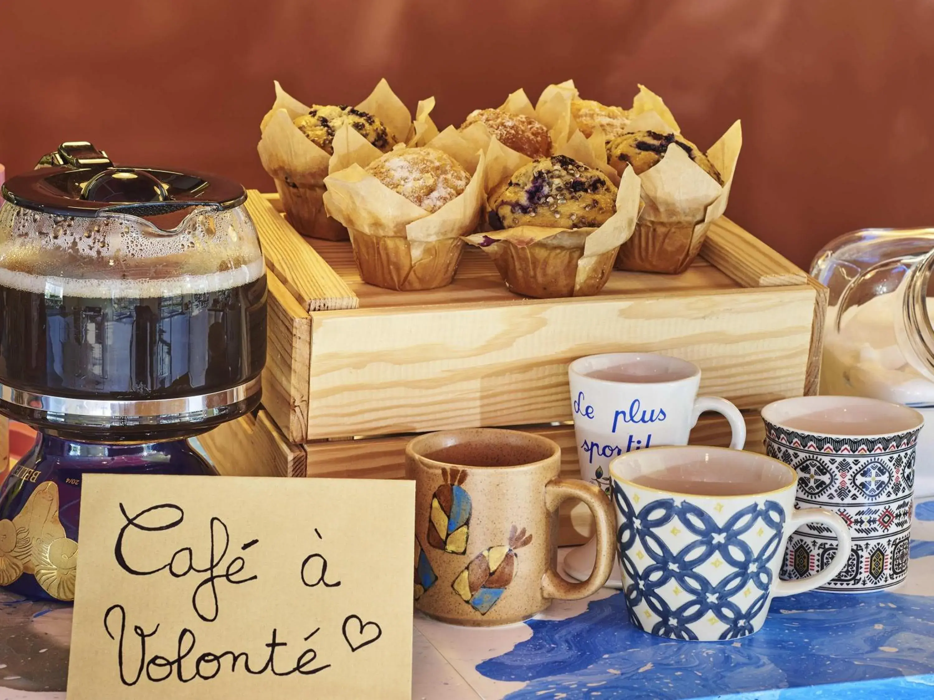 Lounge or bar in Greet Hotel Versailles - Voisins Le Bretonneux Lounge or bar in Greet Hotel Versailles - Voisins Le Bretonneux