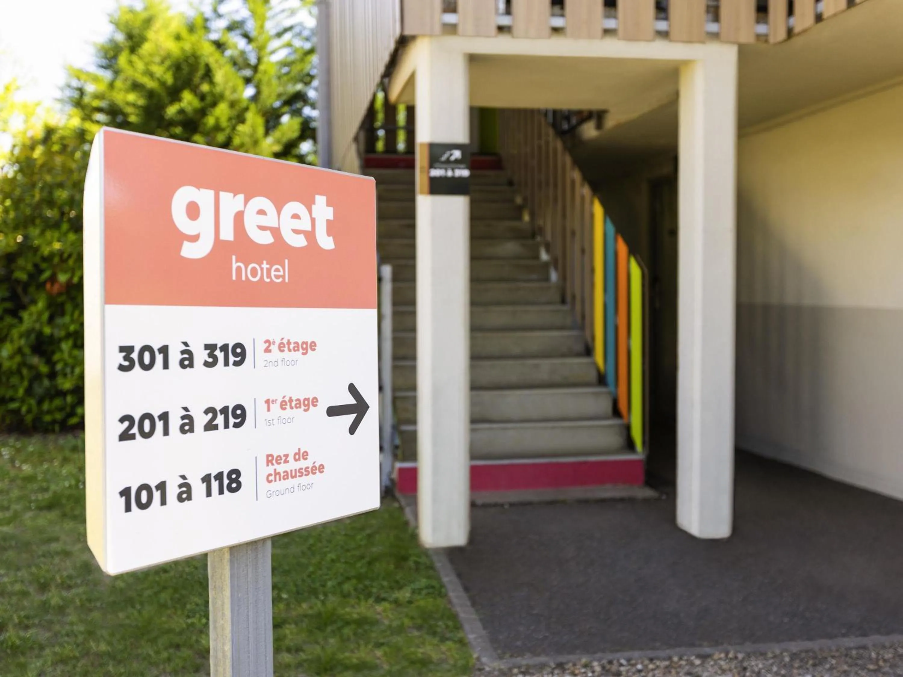 Bedroom in greet hôtel Angoulême