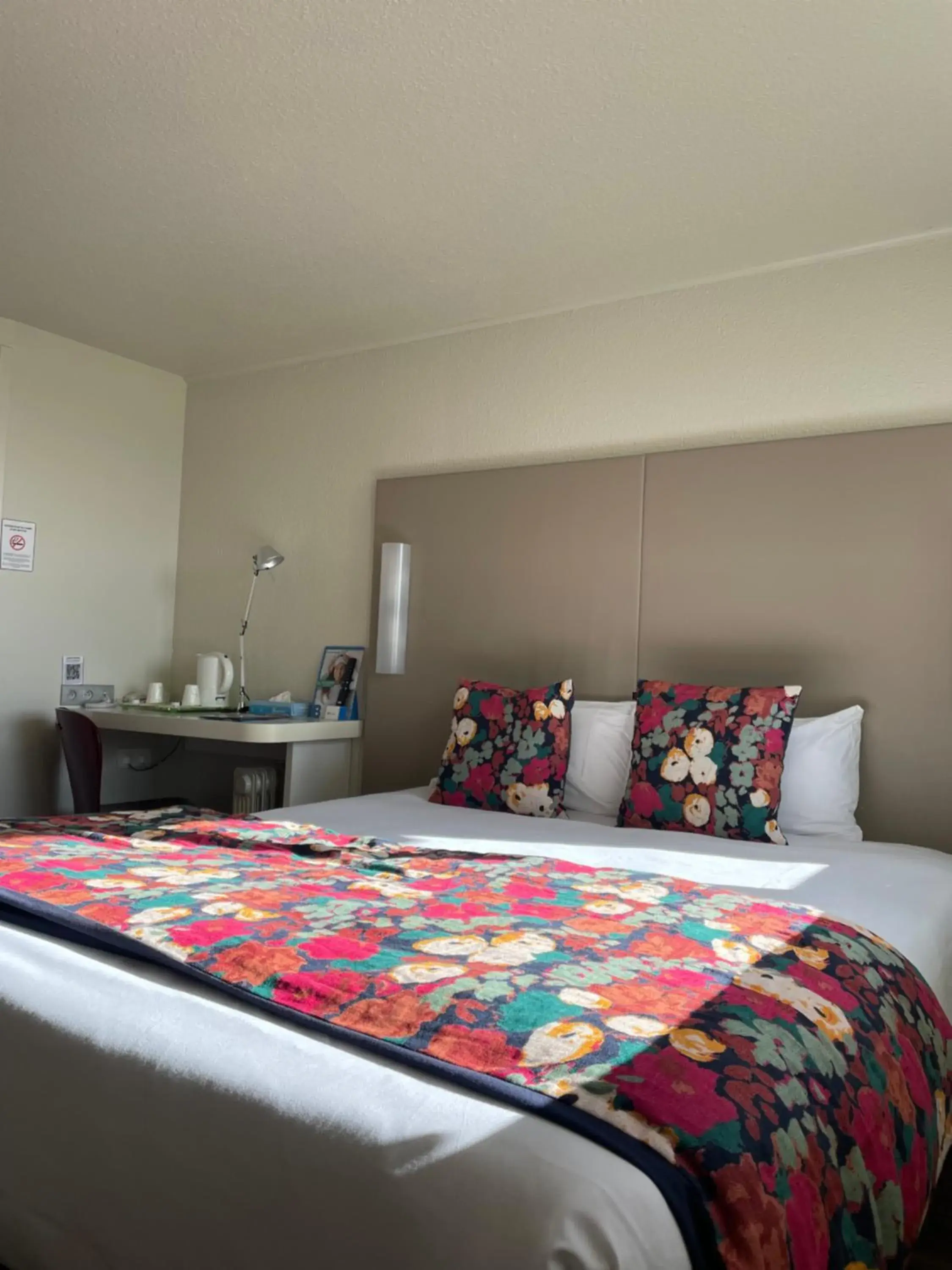 Comfort Double Room in Brit Hotel Quimper Sud Comfort Double Room in Brit Hotel Quimper Sud