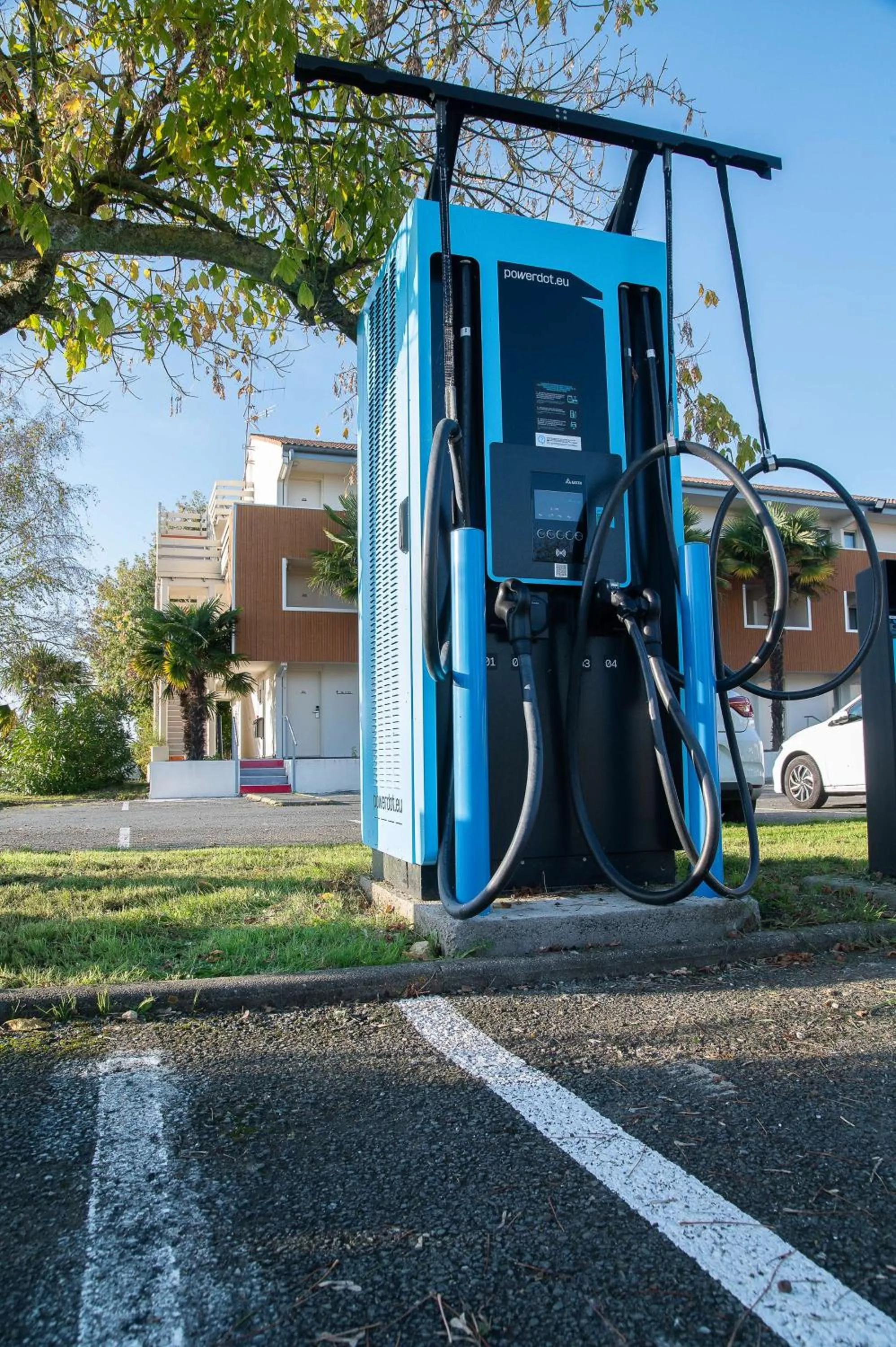 Property building in Sure Hotel by Best Western Rochefort-sur-Mer