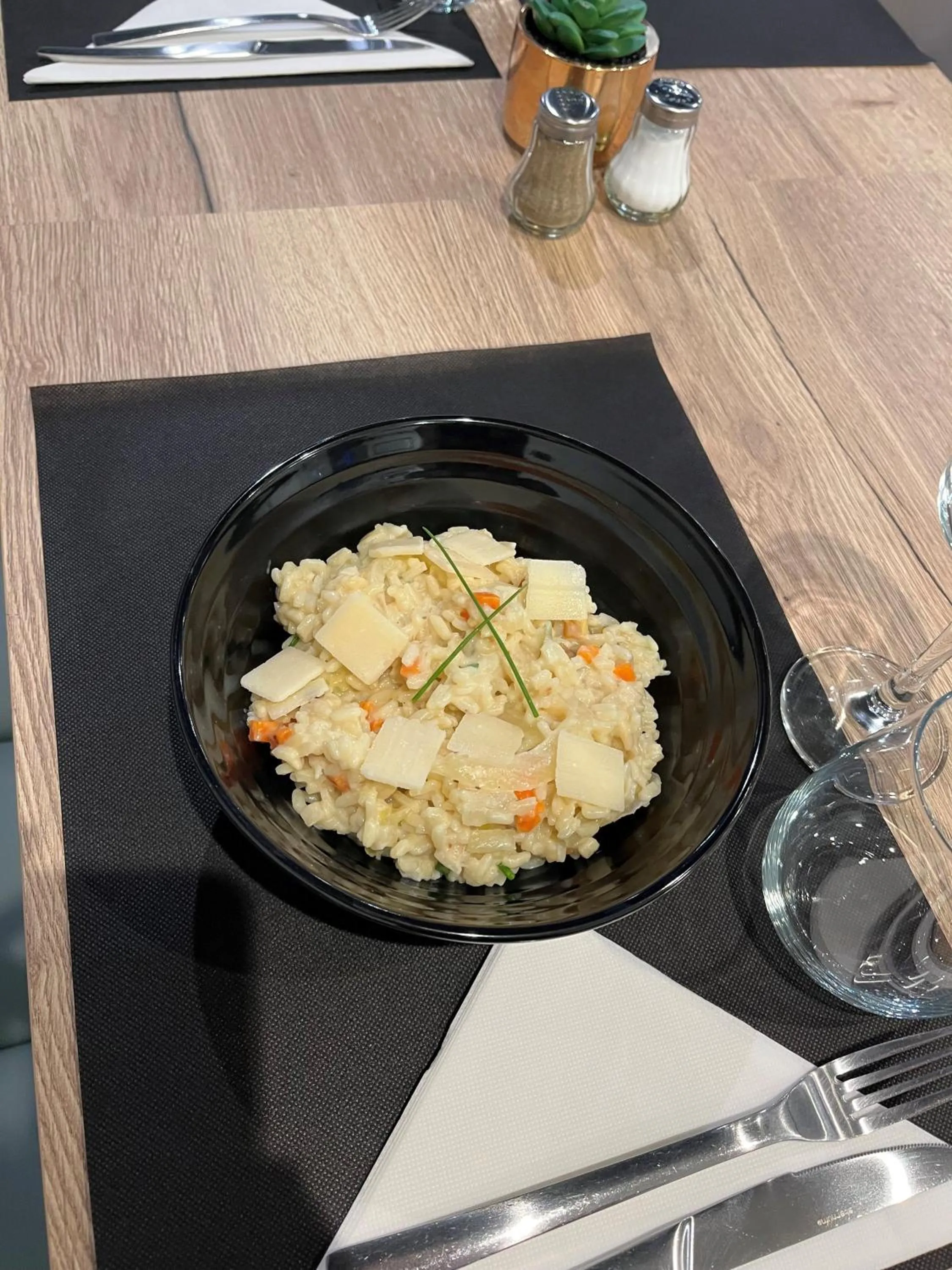 Restaurant/places to eat in Sure Hotel by Best Western Rochefort-sur-Mer