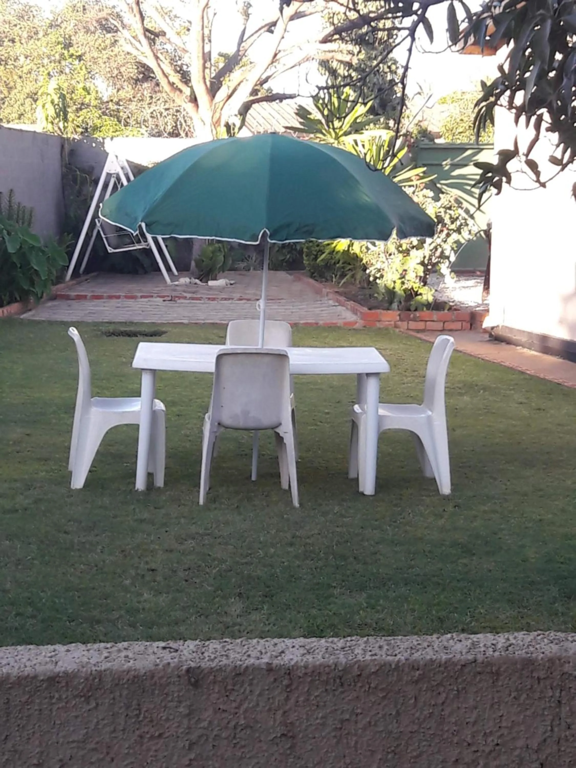 Furnished self-catering guest wing