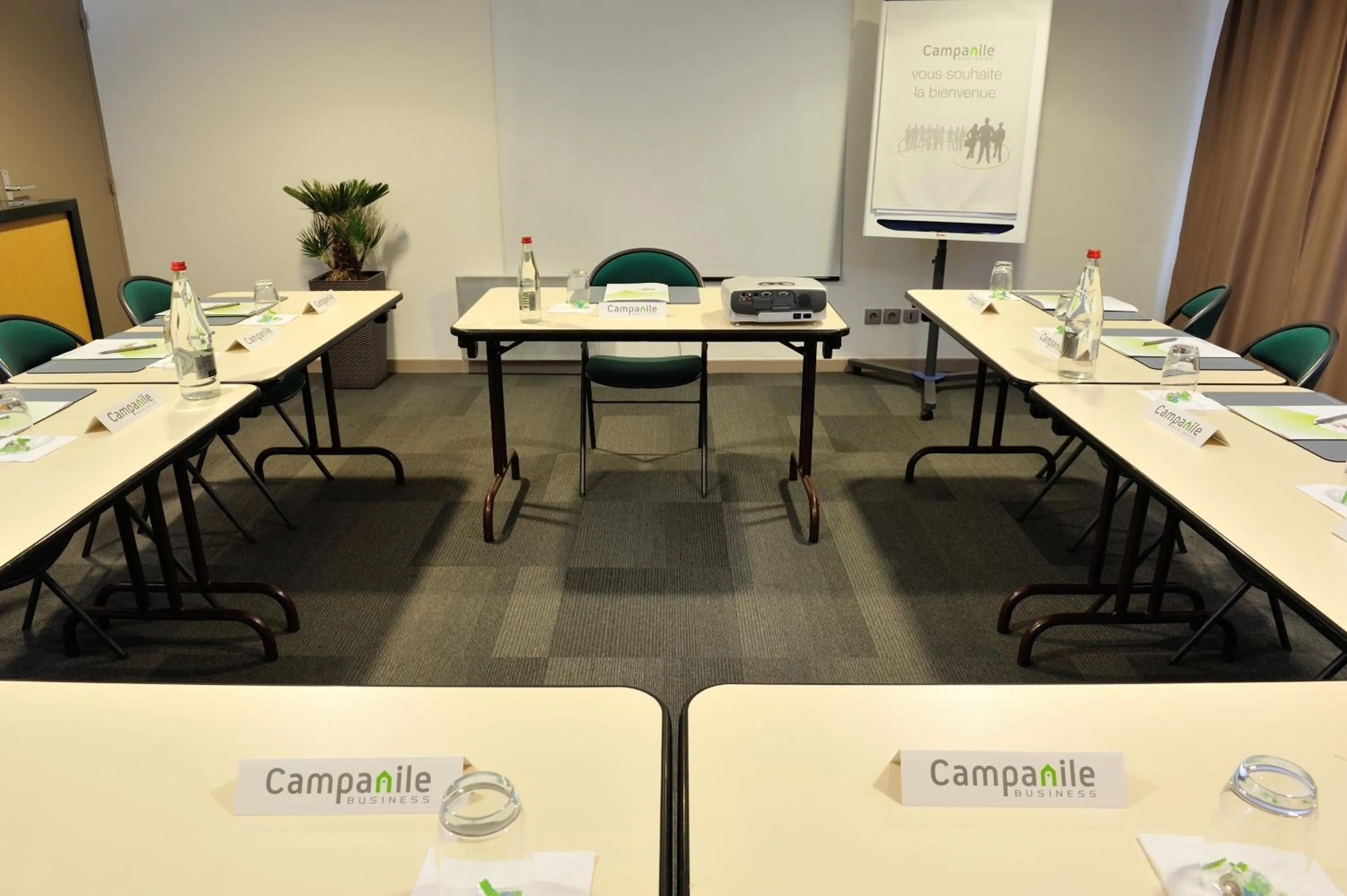 Meeting/conference room in Campanile Saint-Etienne Est- Saint-Chamond