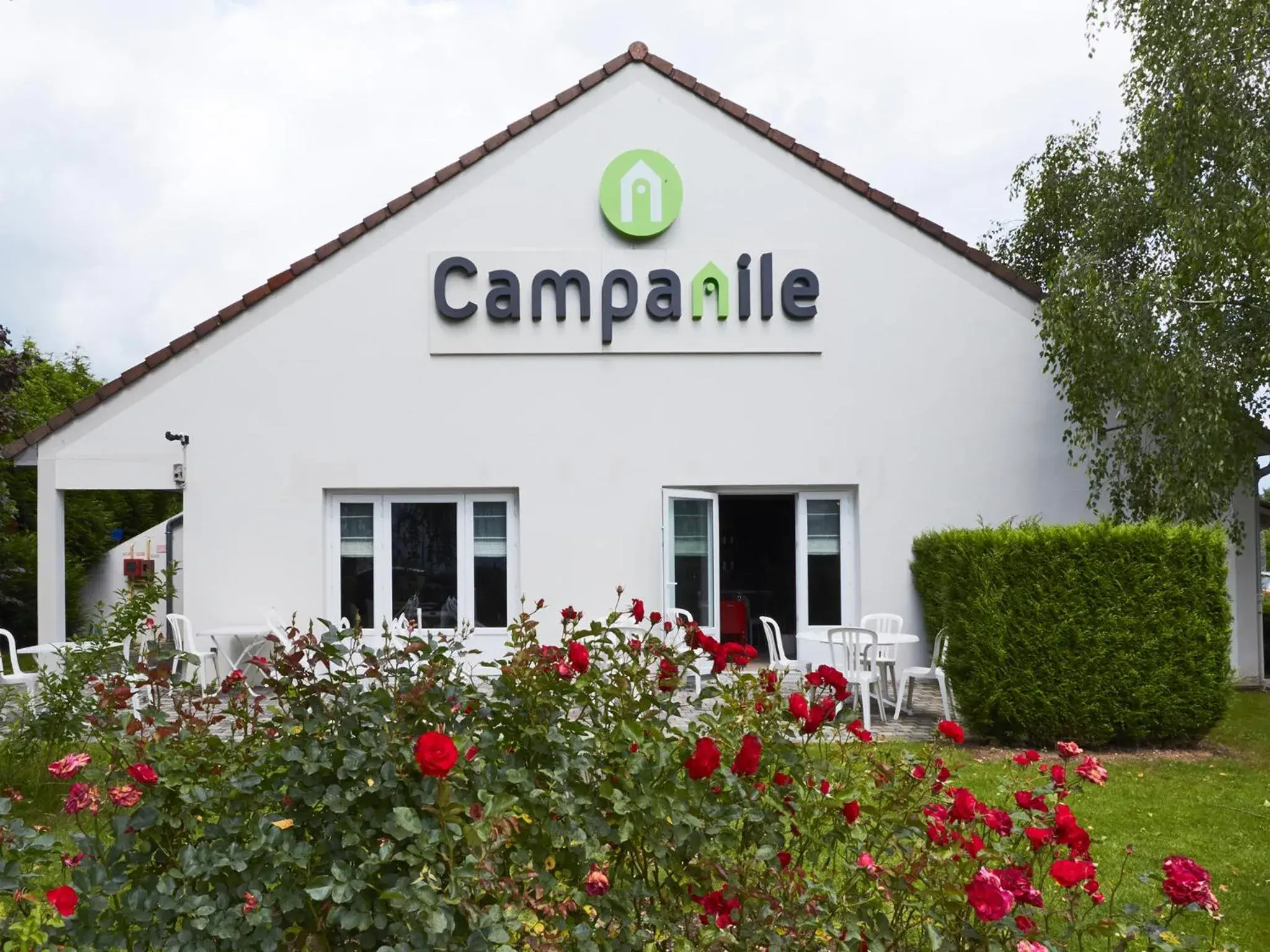 Facade/entrance in Campanile Saint-Malo ~ Saint-Jouan-Des-Guerets Facade/entrance in Campanile Saint-Malo ~ Saint-Jouan-Des-Guerets