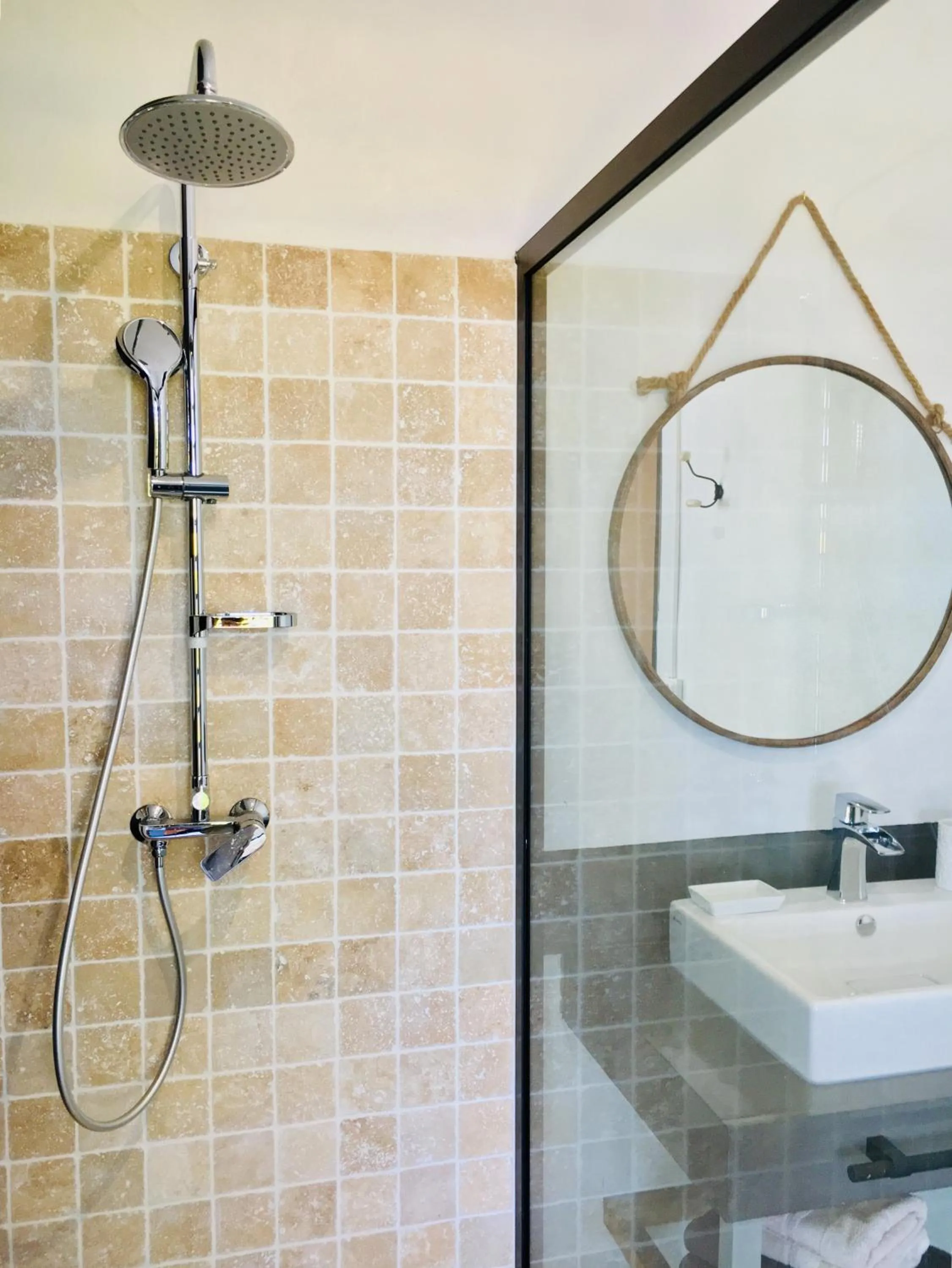 Shower in Senteur Vanille