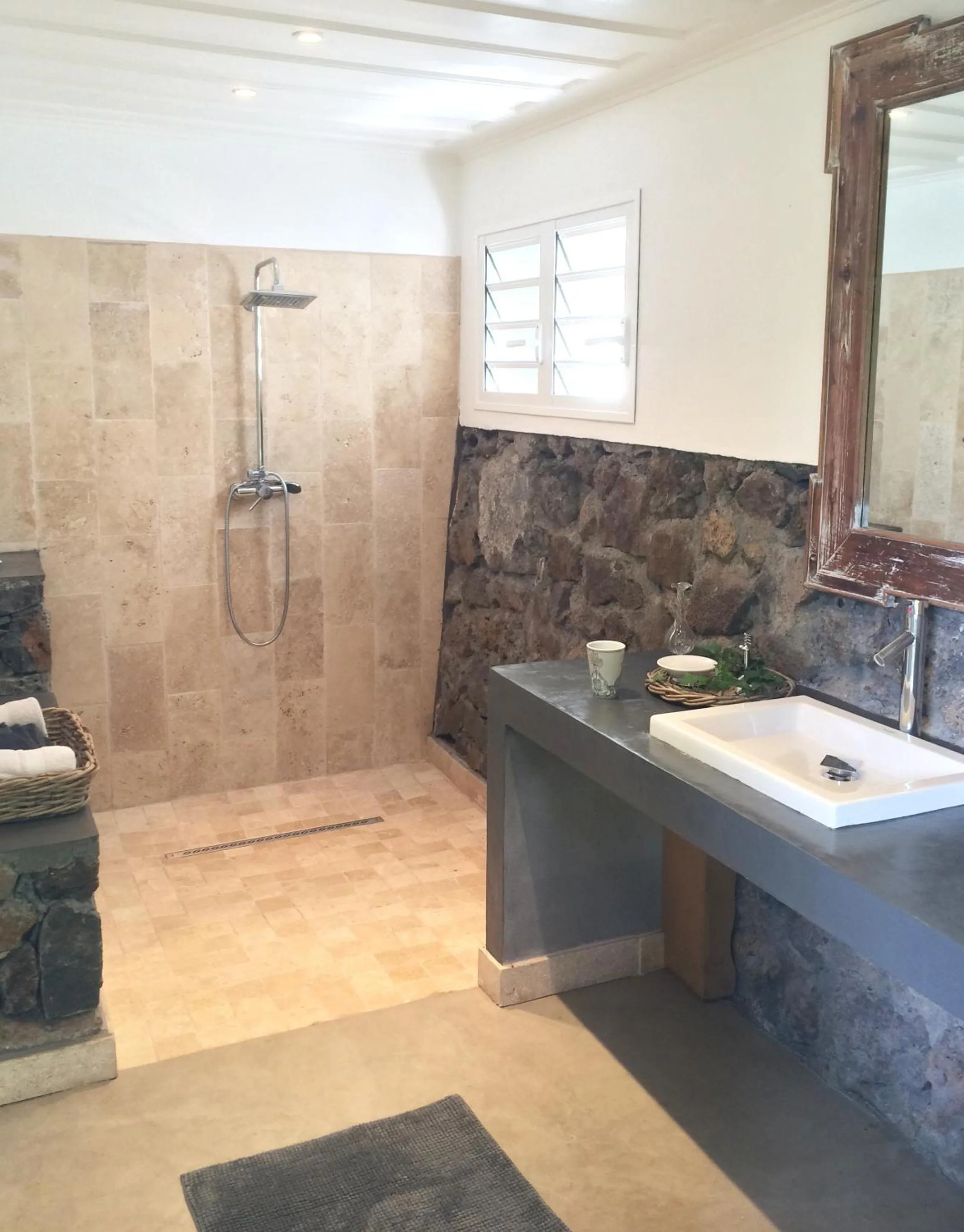 Bathroom in Senteur Vanille