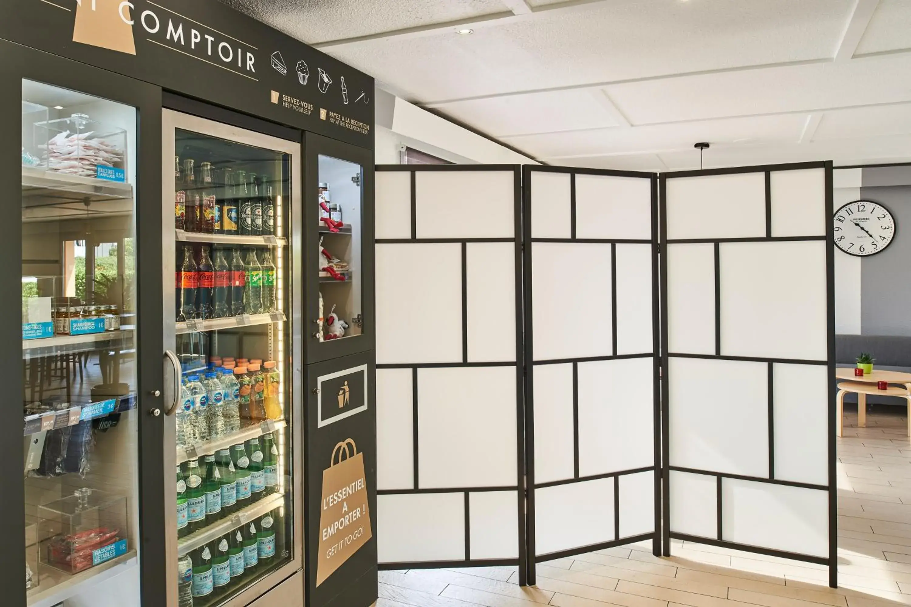 Food and drinks in Kyriad Direct Strasbourg Ouest - Zénith Food and drinks in Kyriad Direct Strasbourg Ouest - Zénith