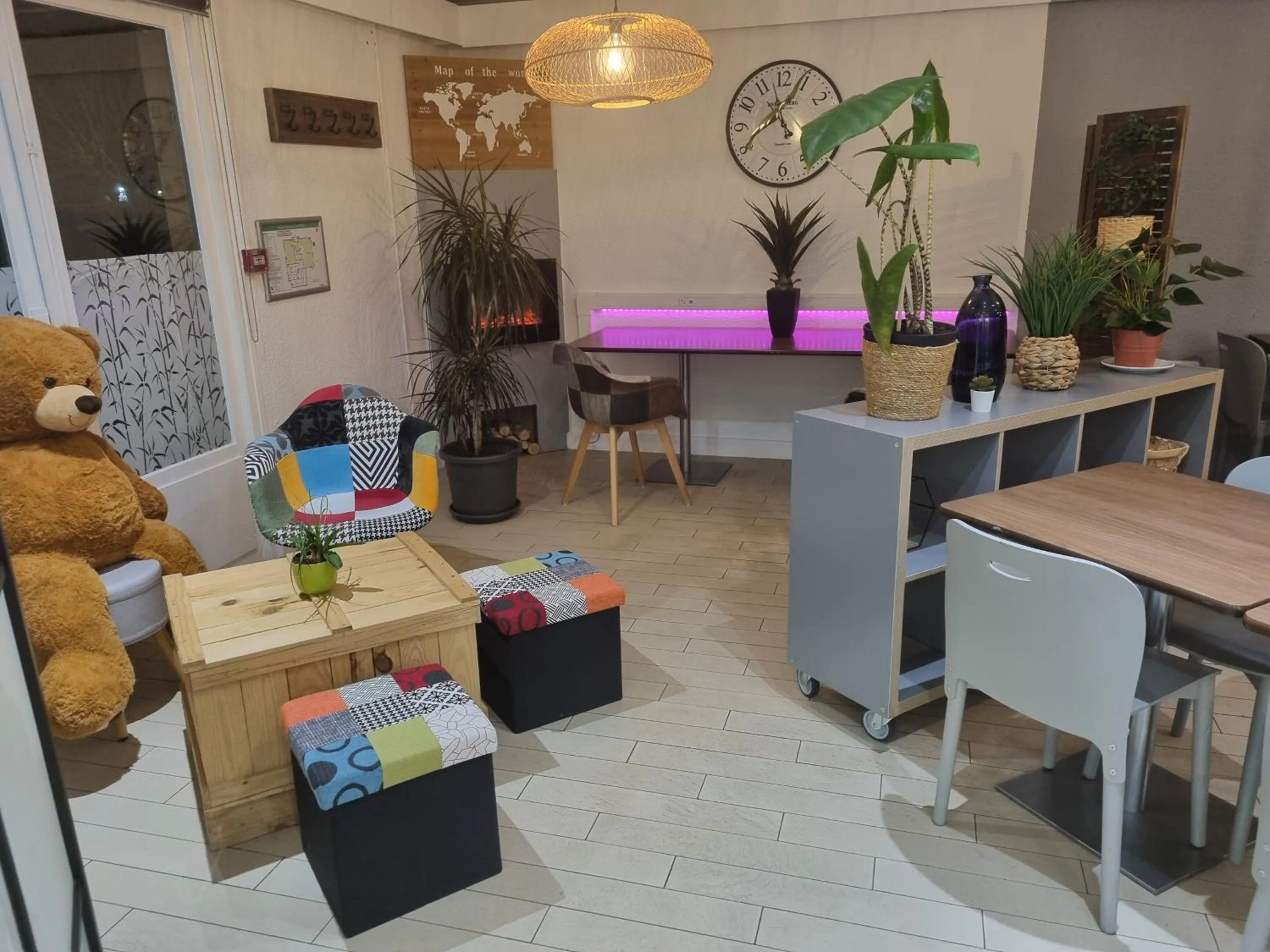 Seating area in Kyriad Direct Strasbourg Ouest - Zénith