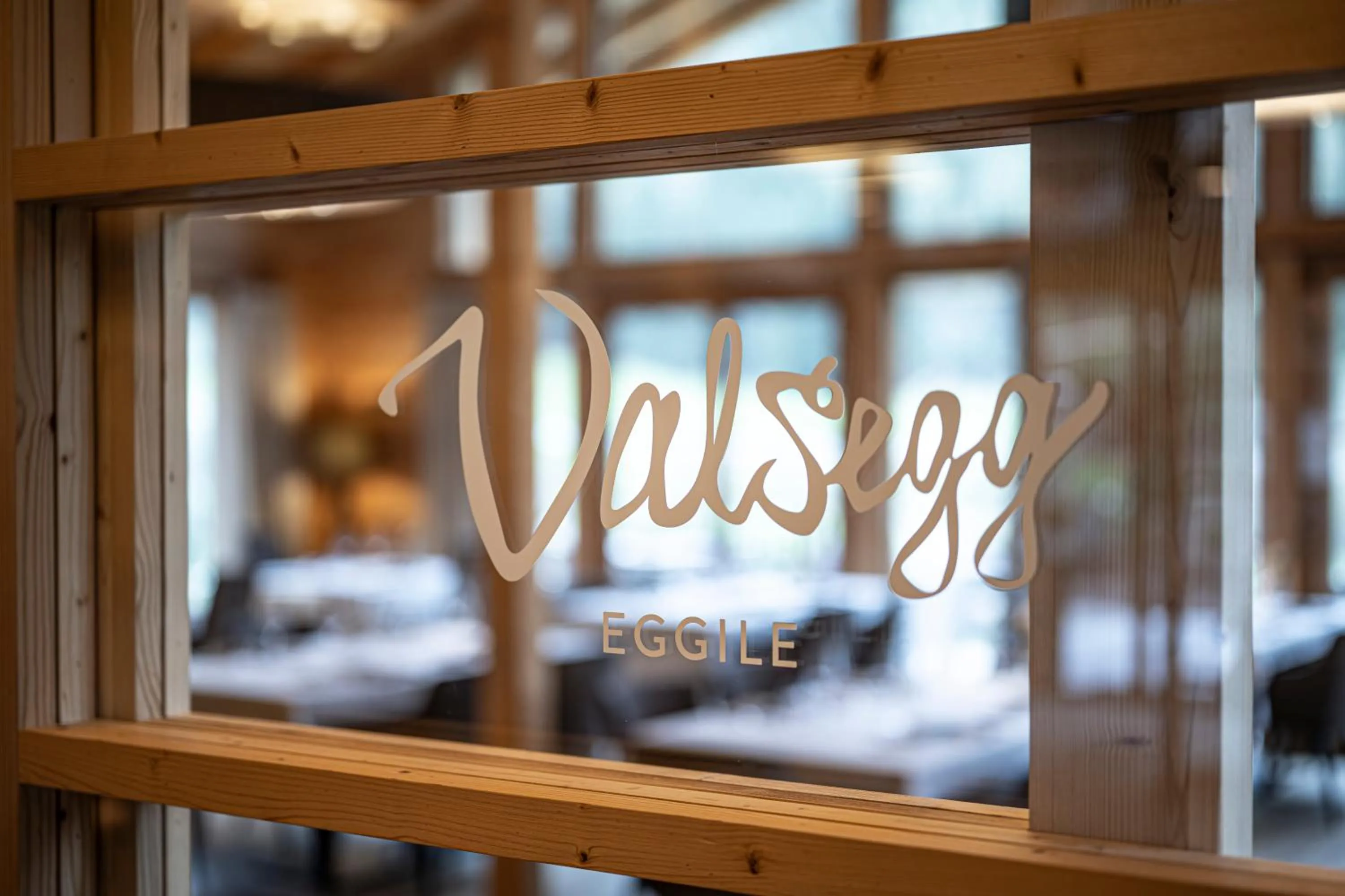 Restaurant/places to eat, Bed in Valsegg Chalets Südtirol - luxury and private hideaway