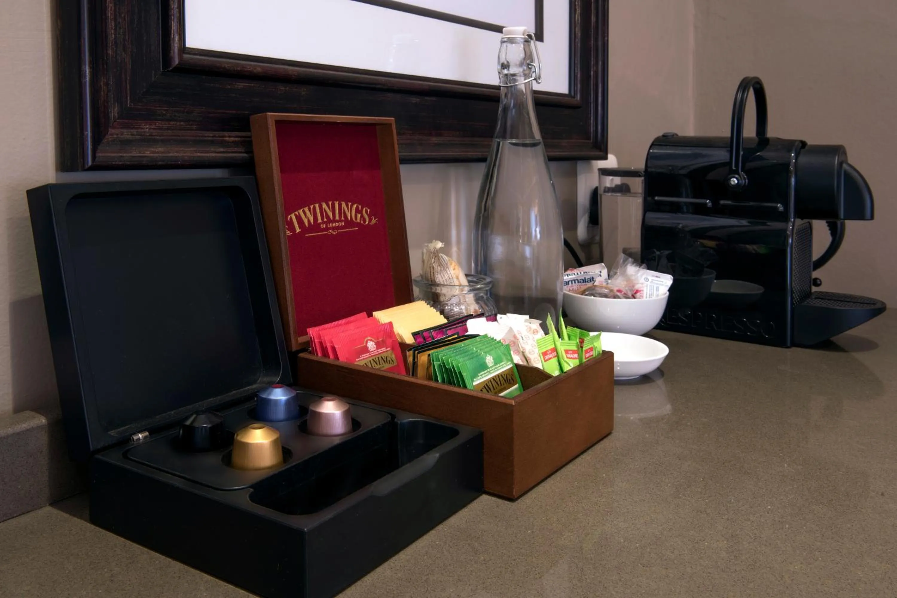 Coffee/tea facilities in The Milner by The Oyster Collection