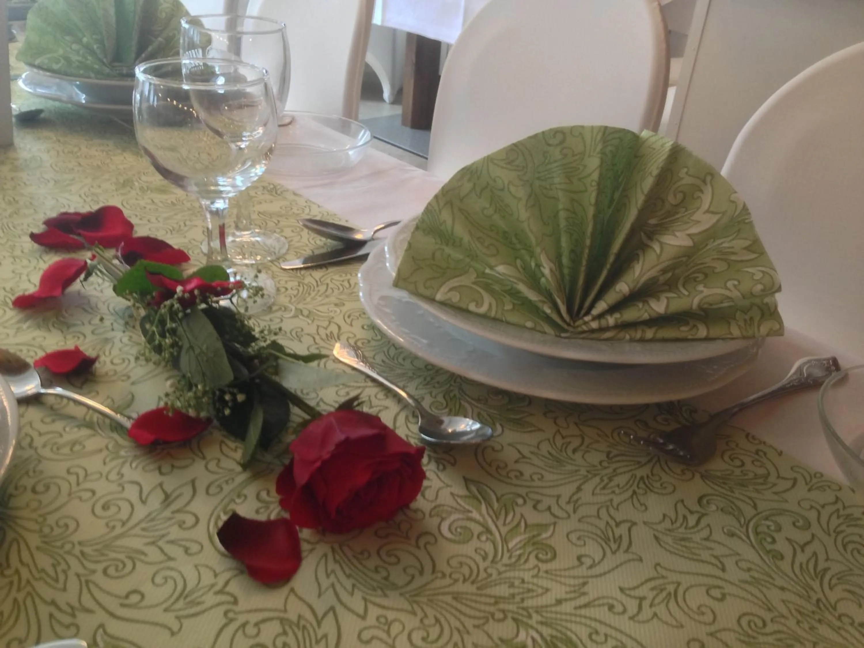 Restaurant/places to eat in Schlosspark-Hotel Hof von Oldenburg