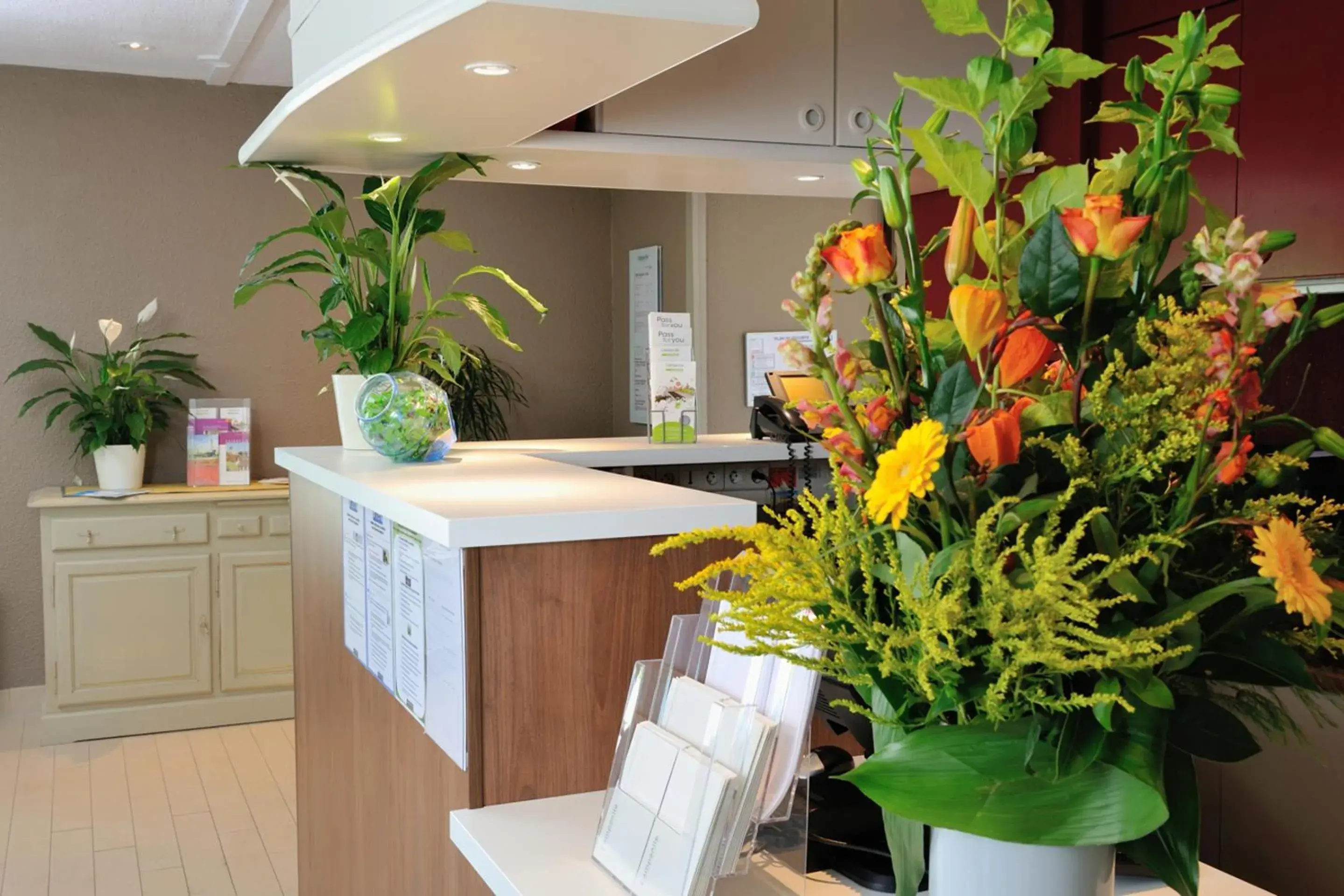 Lobby or reception in Campanile Valence Sud Lobby or reception in Campanile Valence Sud