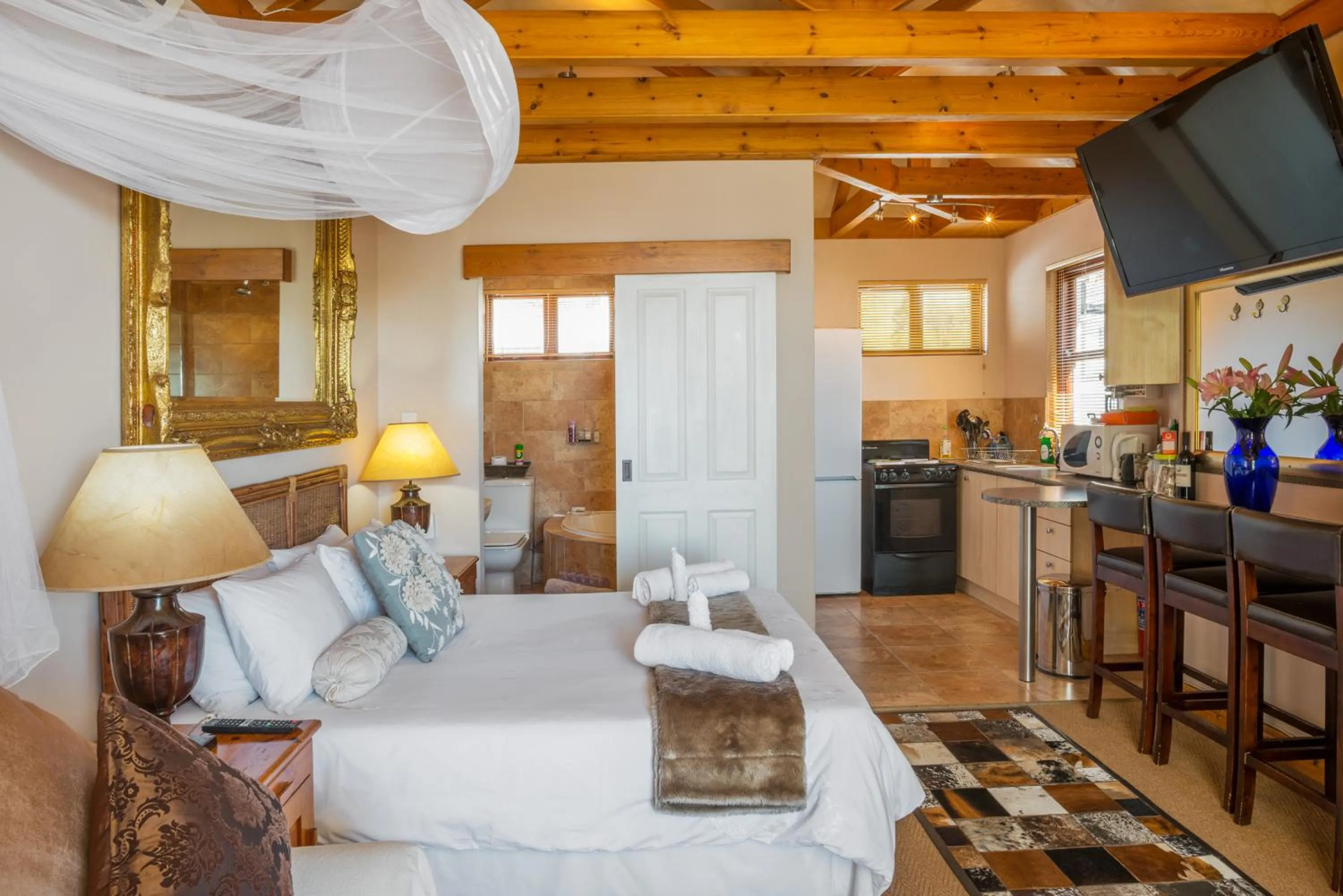 Photo of the whole room, Bed in Stadium Guest House