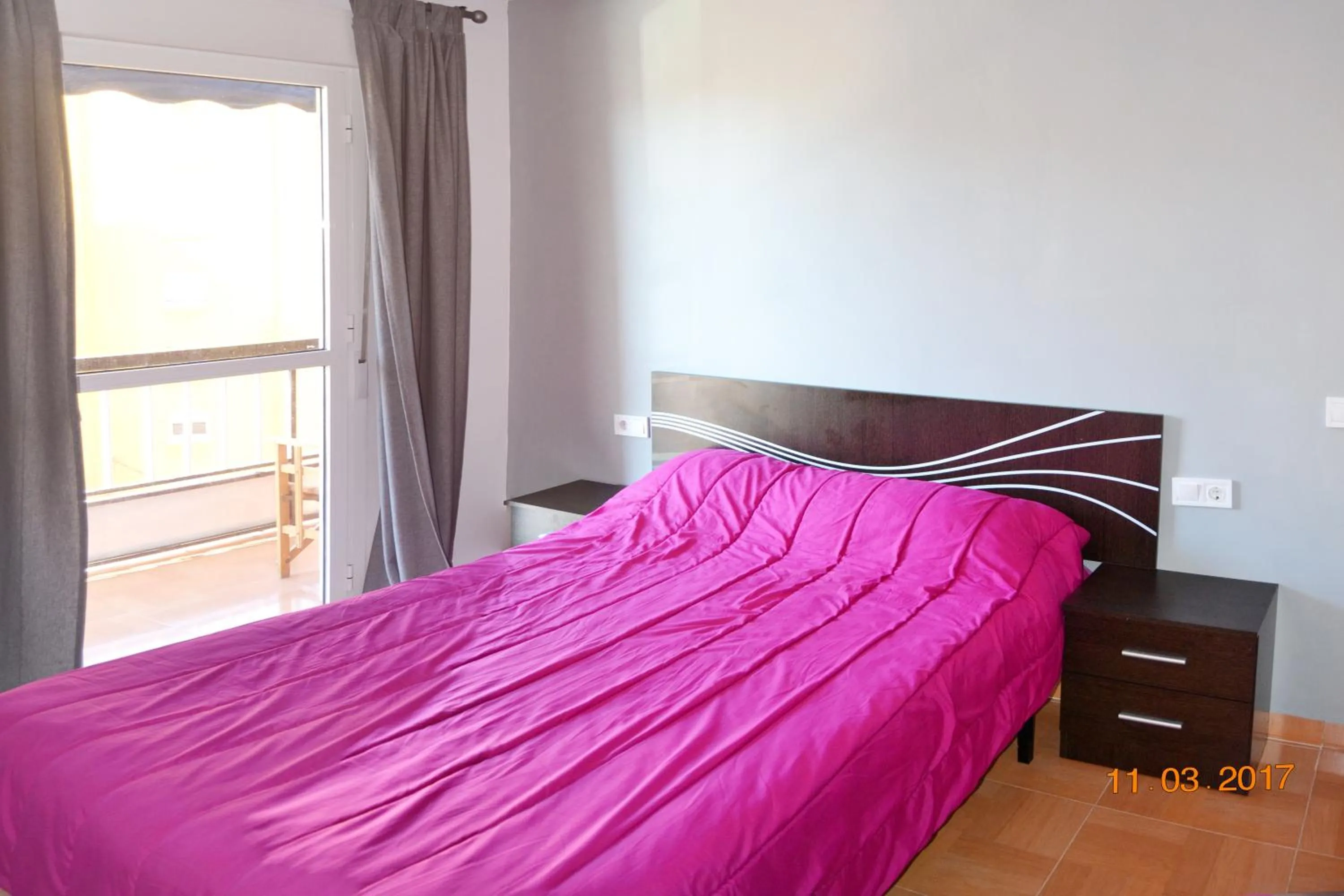 Bedroom, Bed in Apartamento Huelin
