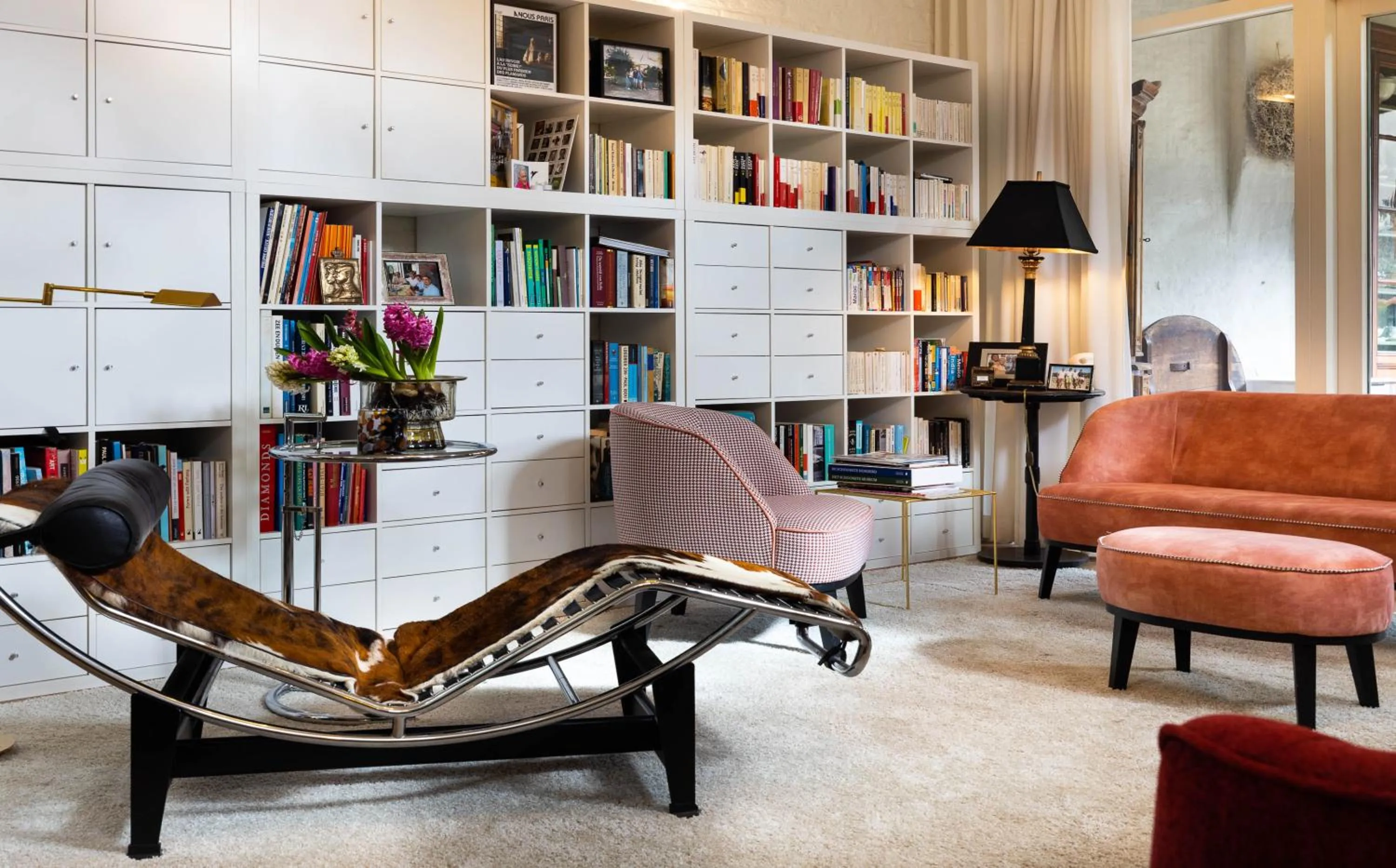 Library in Maison Amodio Boutique B&B adults only