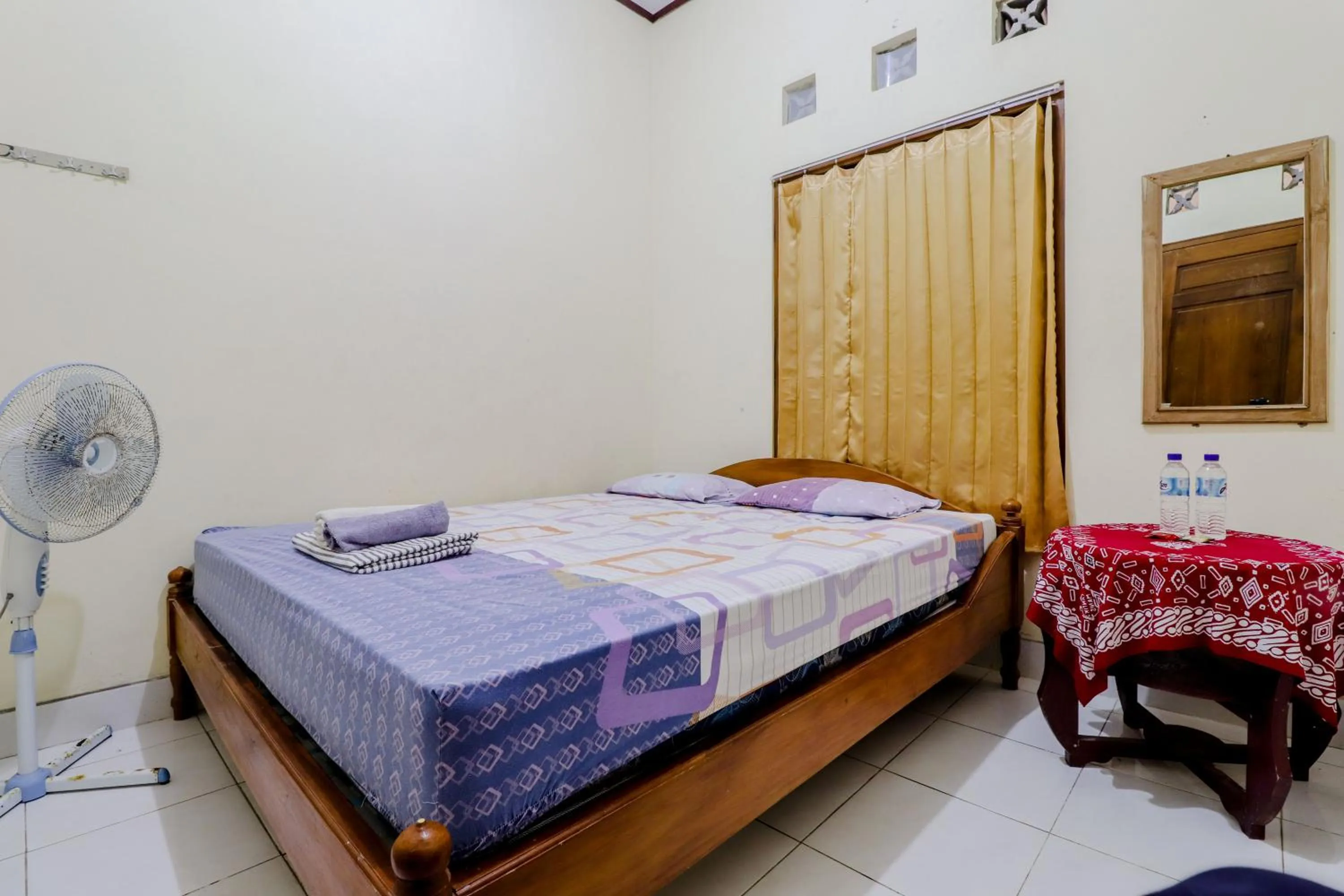 Bedroom, Bed in Penginapan Barokah