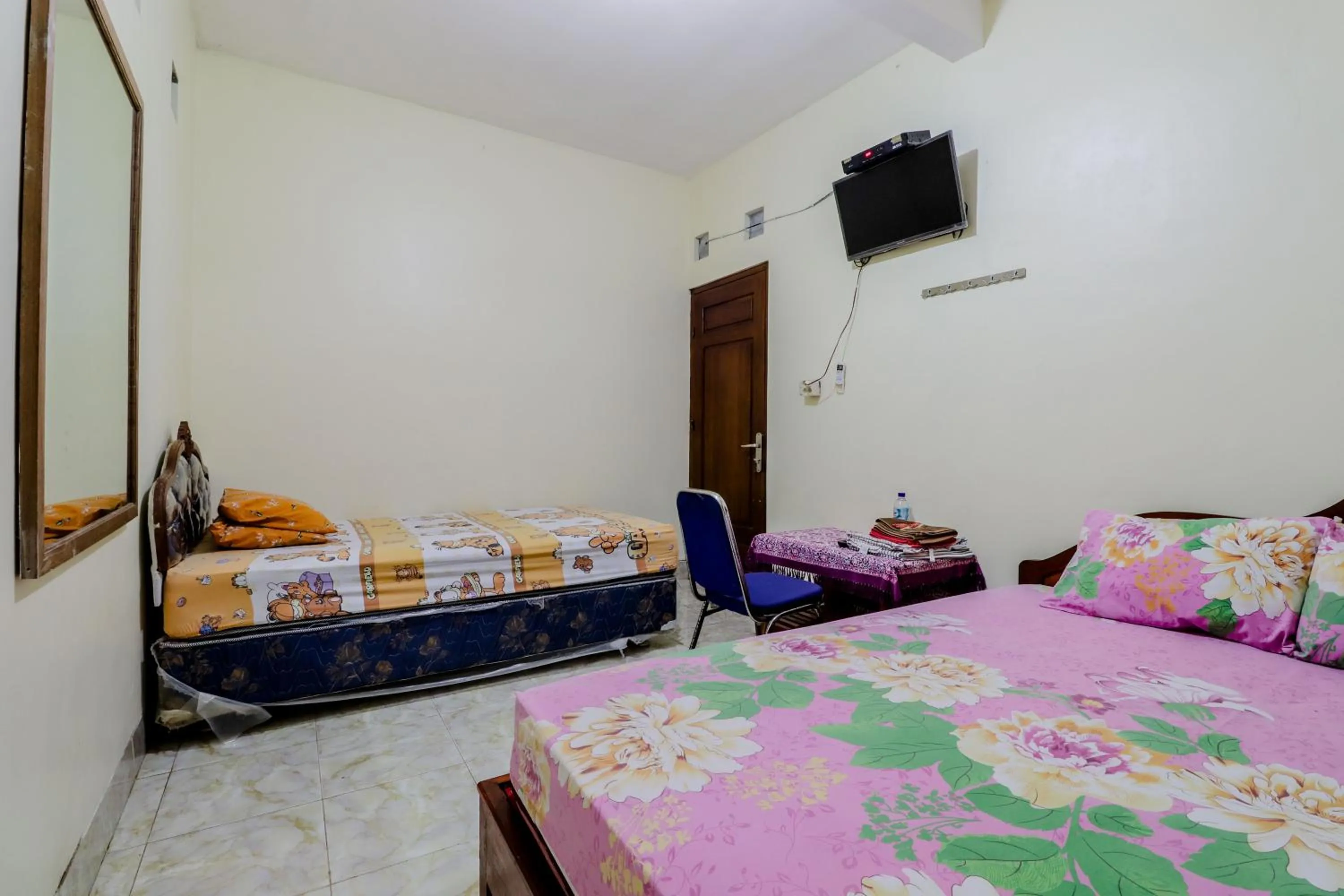 Bedroom, Bed in Penginapan Barokah