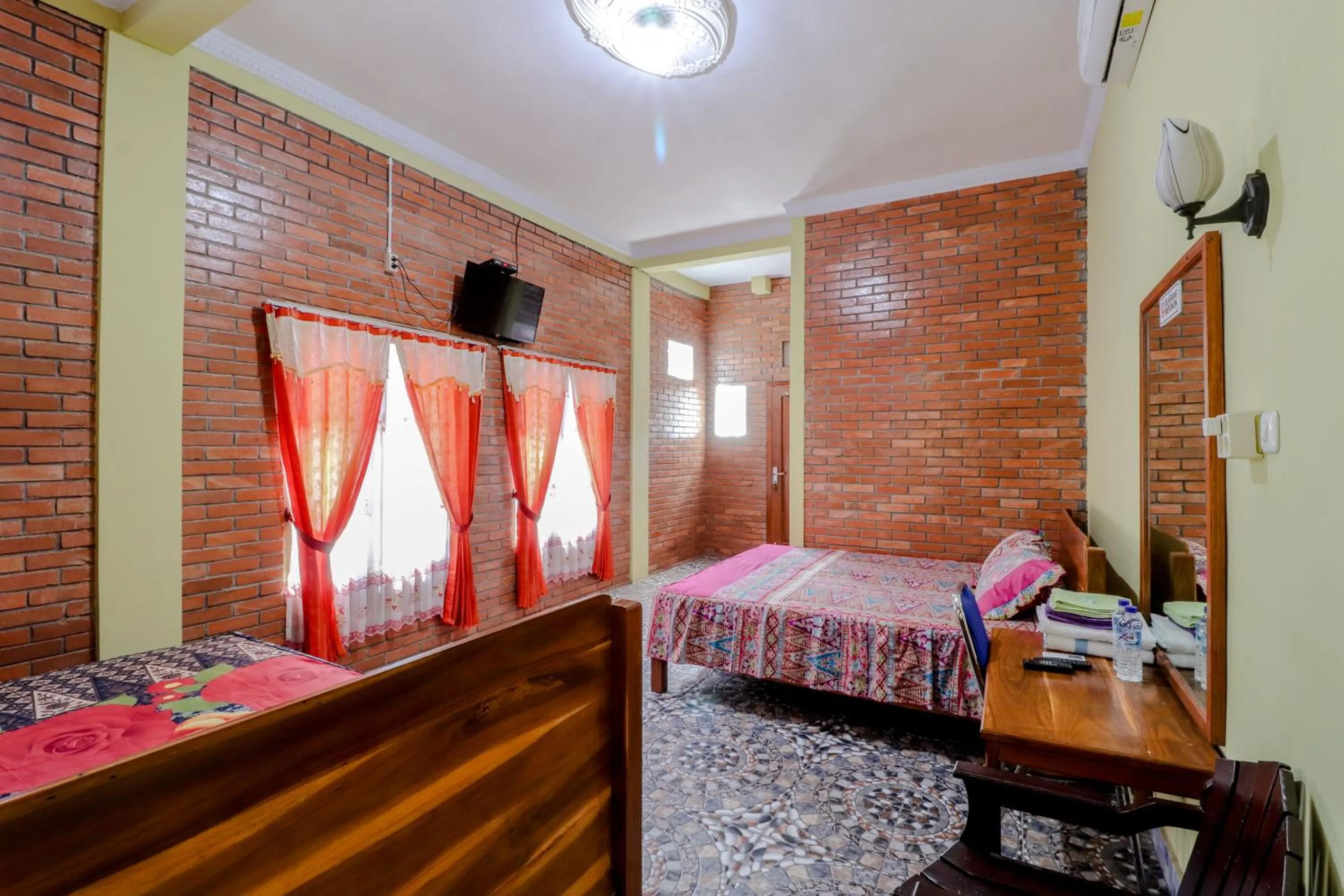 Bedroom, Bed in Penginapan Barokah