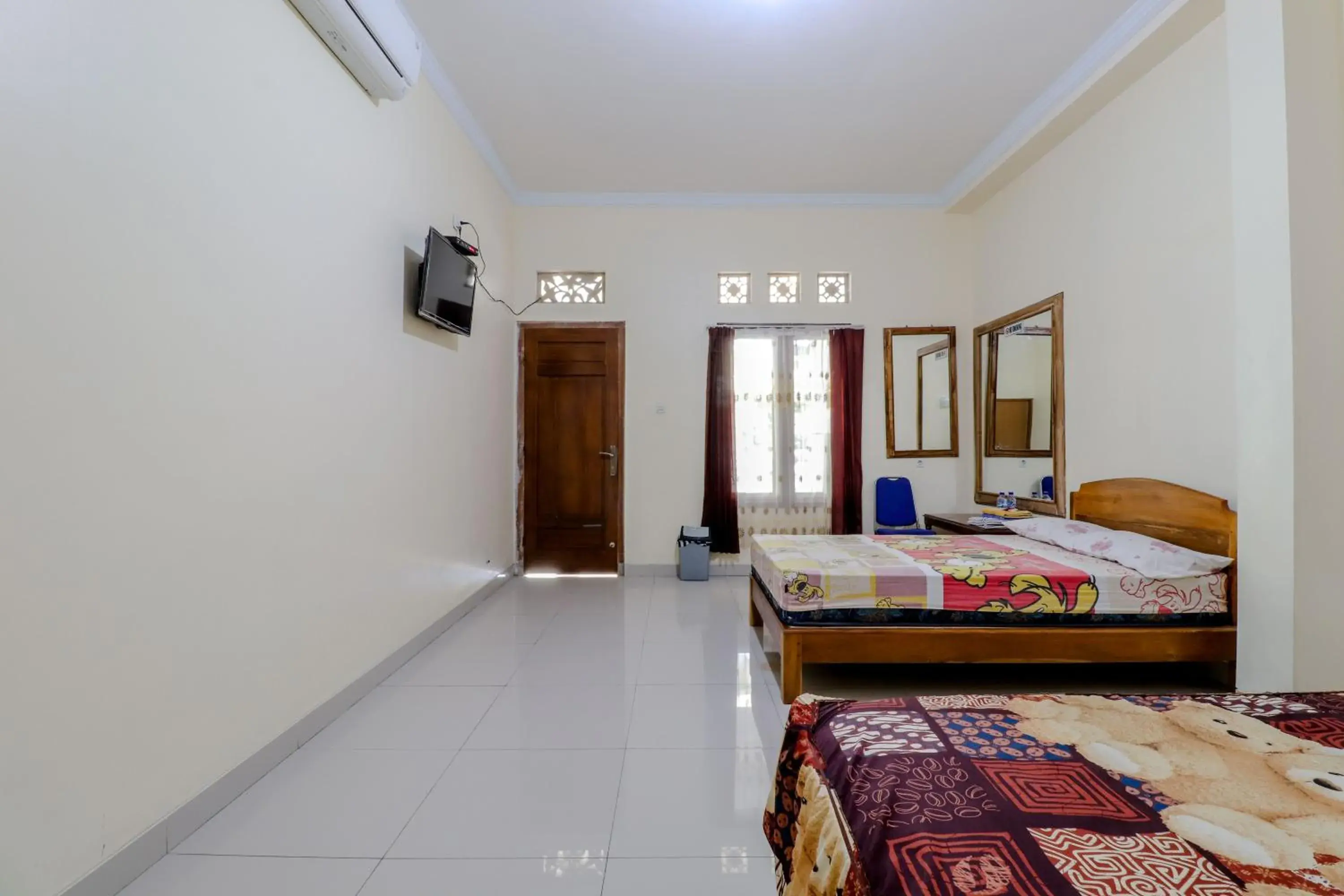 Photo of the whole room, Bed in Penginapan Barokah Photo of the whole room, Bed in Penginapan Barokah