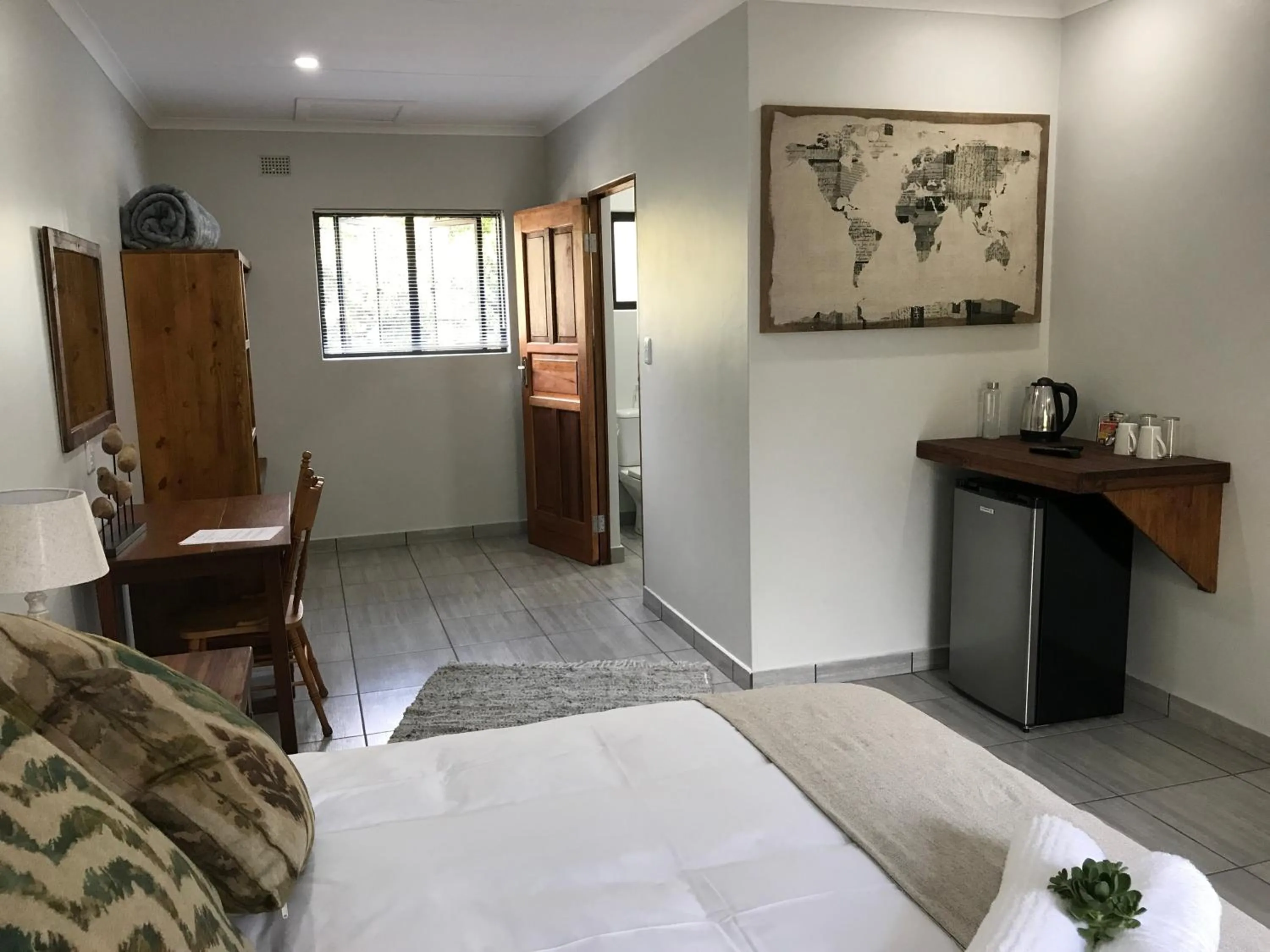 Bed in Cuckoos Nest Guest House