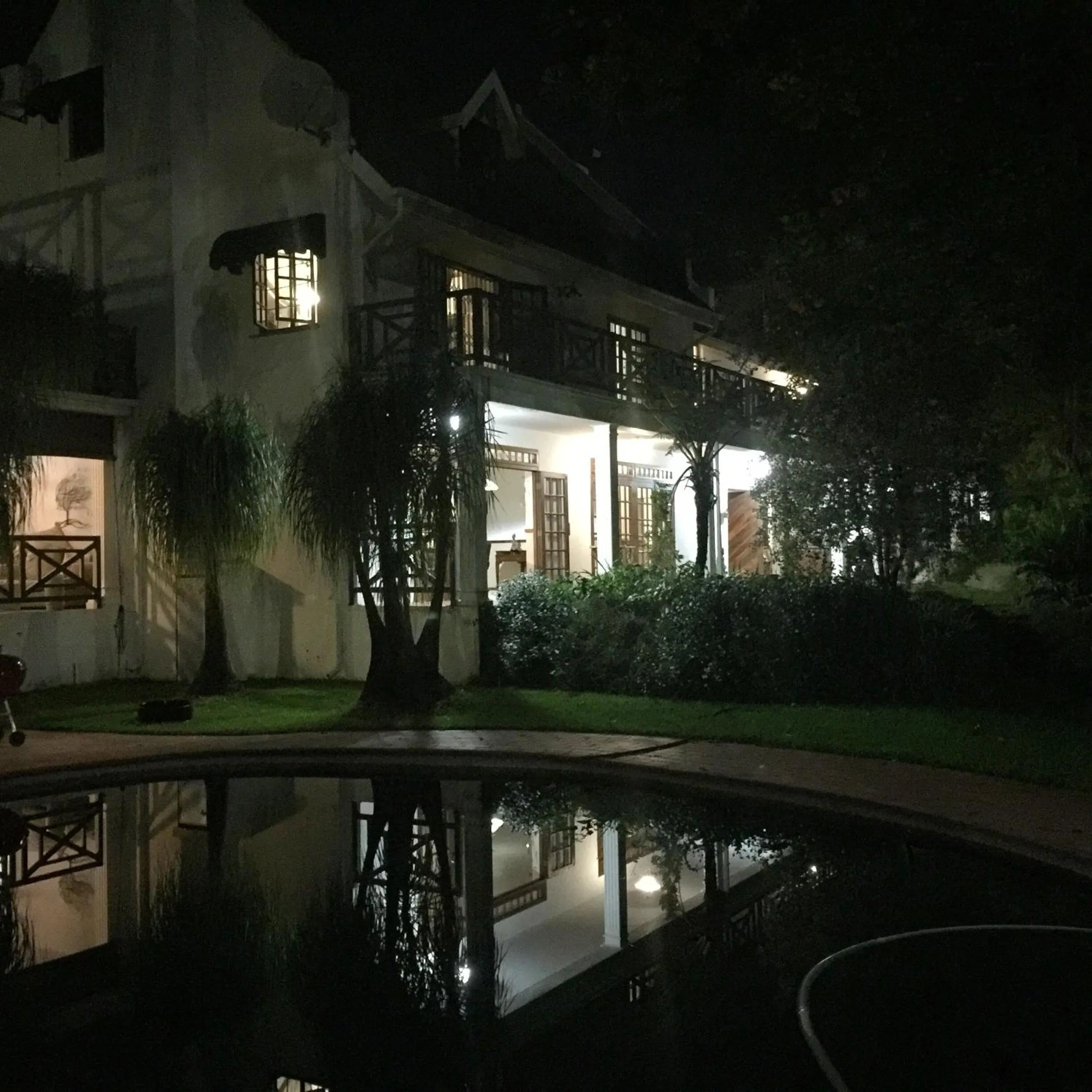 Facade/entrance in Cuckoos Nest Guest House