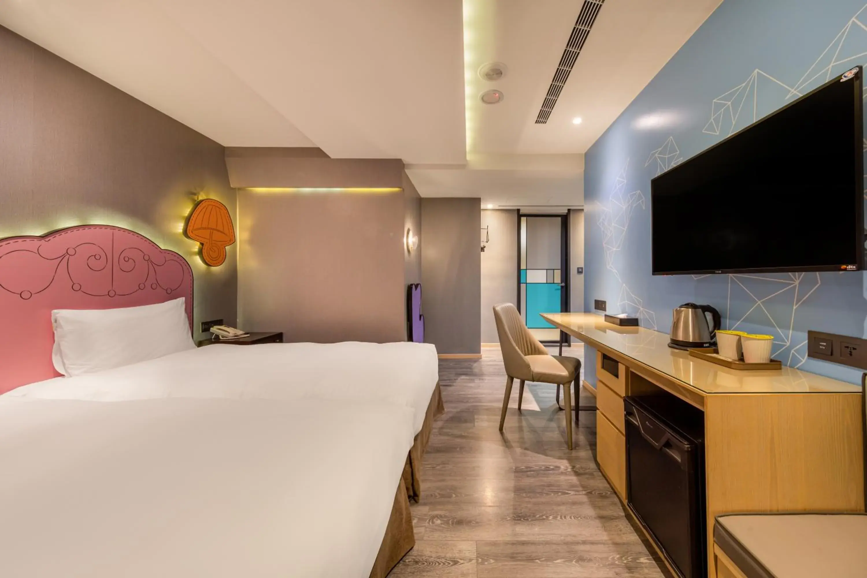 Standard Twin Room in CHECK inn Taichung Wenxin Zhongqing Standard Twin Room in CHECK inn Taichung Wenxin Zhongqing