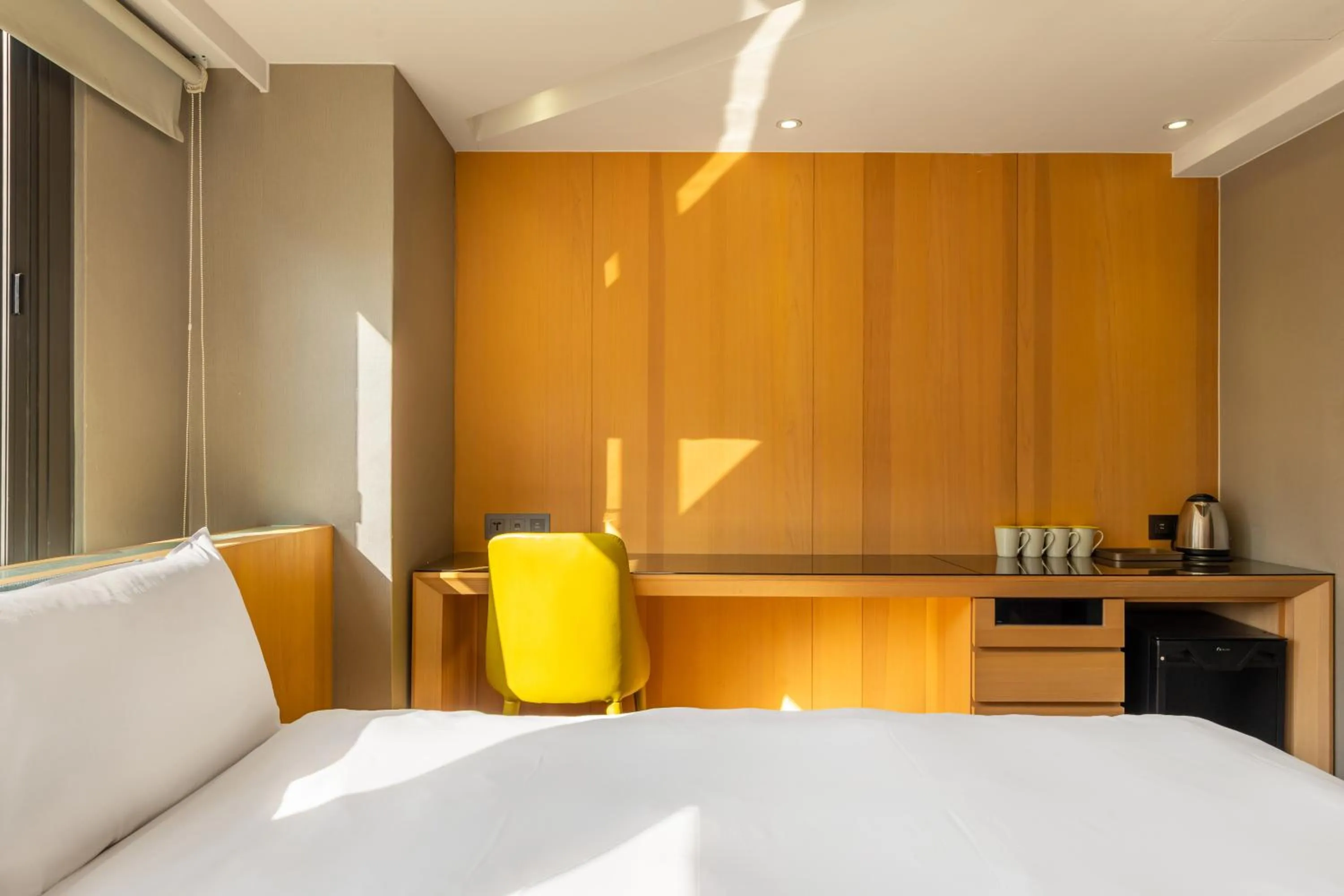 Bed in CHECK inn Taichung Wenxin Zhongqing