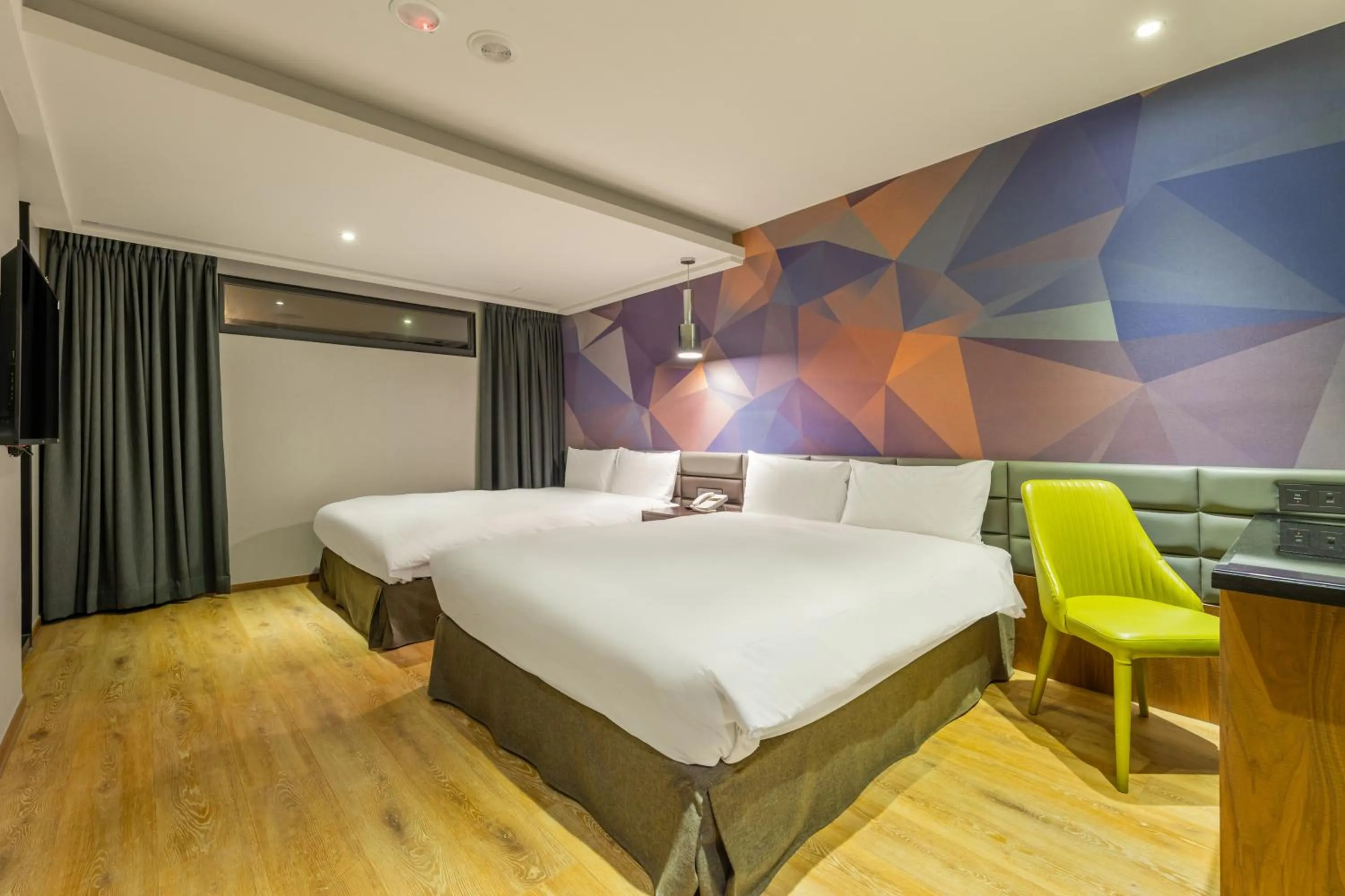 Bed in CHECK inn Taichung Wenxin Zhongqing