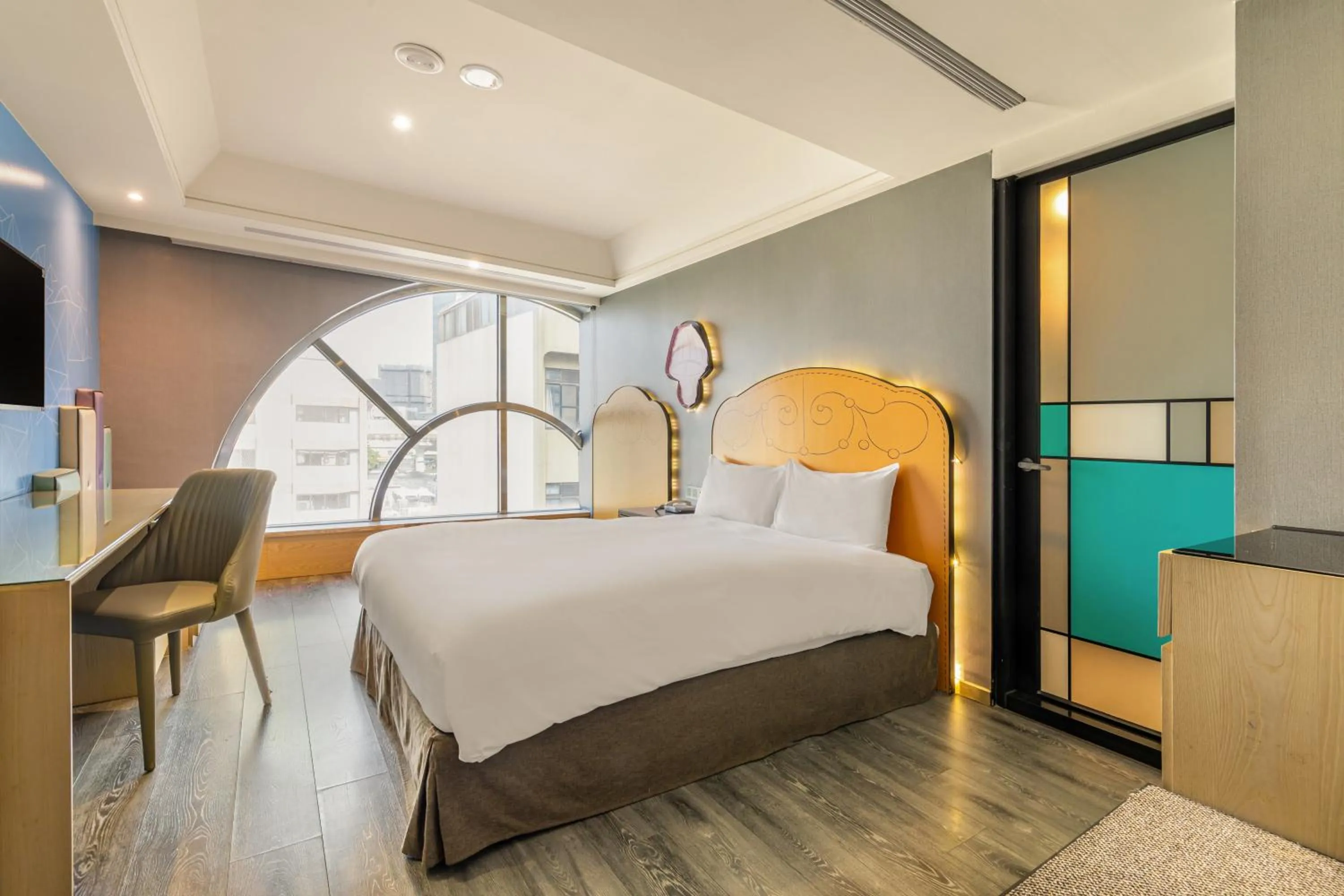 Bed in CHECK inn Taichung Wenxin Zhongqing