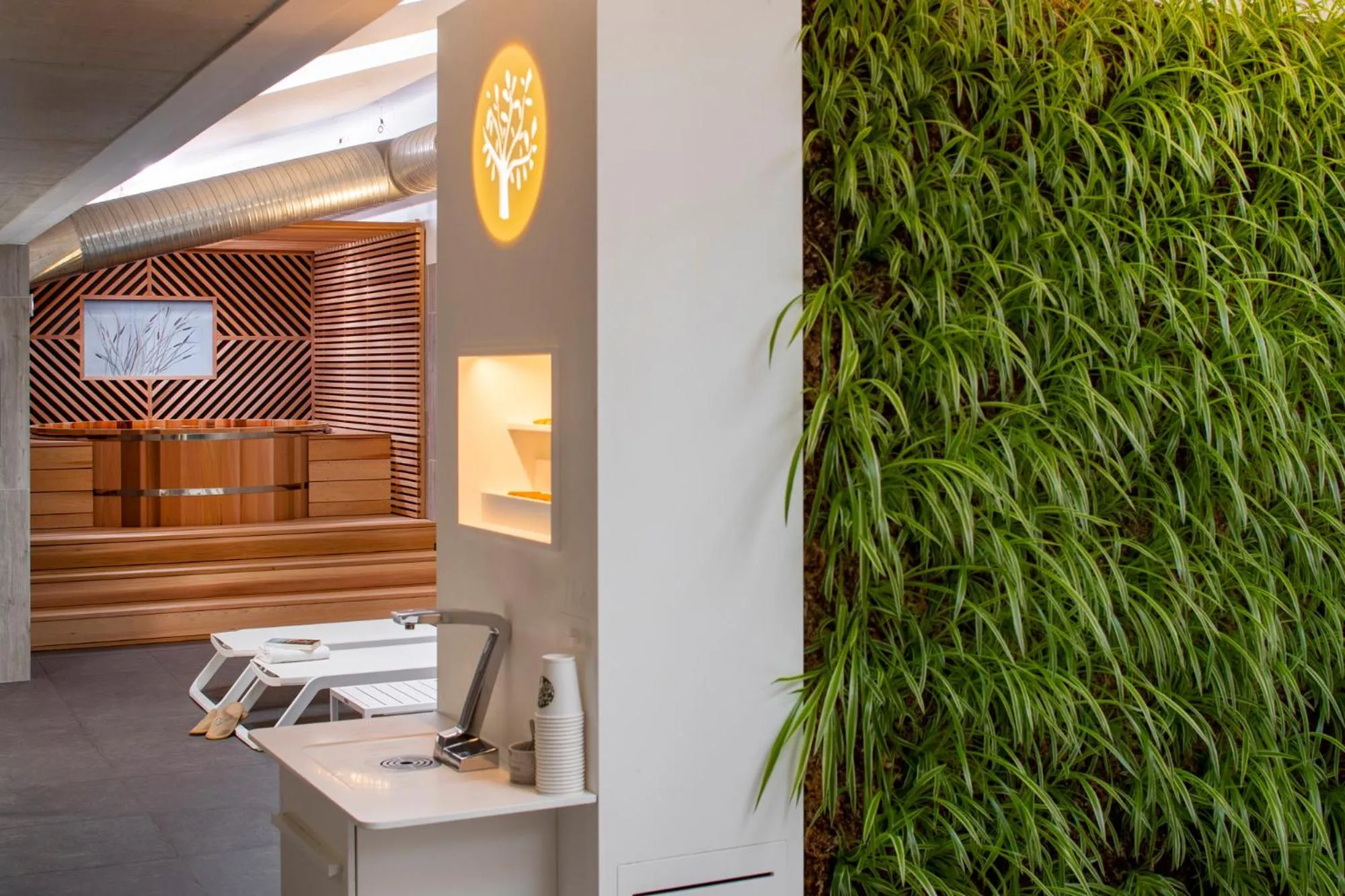 Hot Tub in Terre de Provence Hôtel & Spa