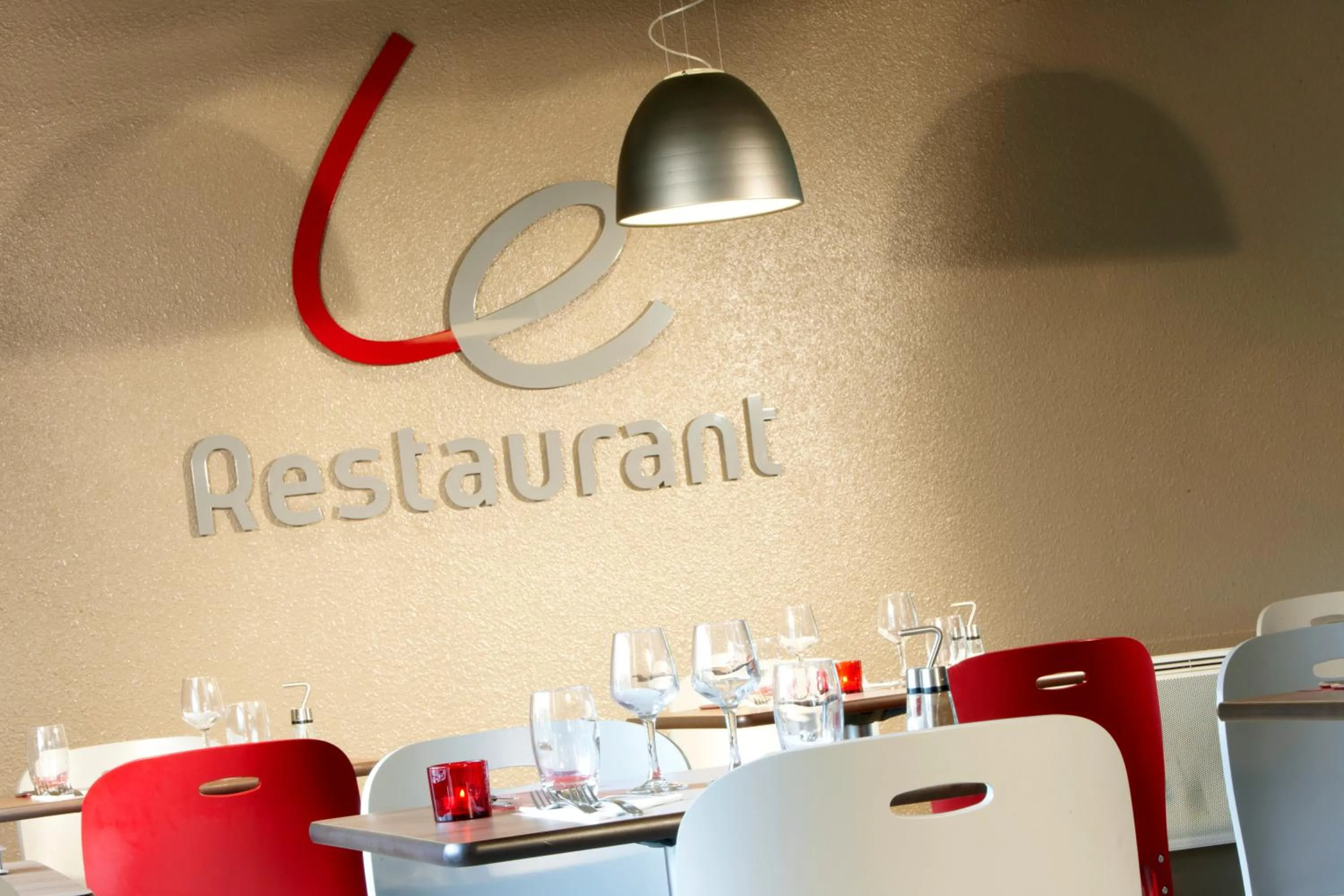 Restaurant/places to eat in Campanile Brest - Gouesnou Aeroport