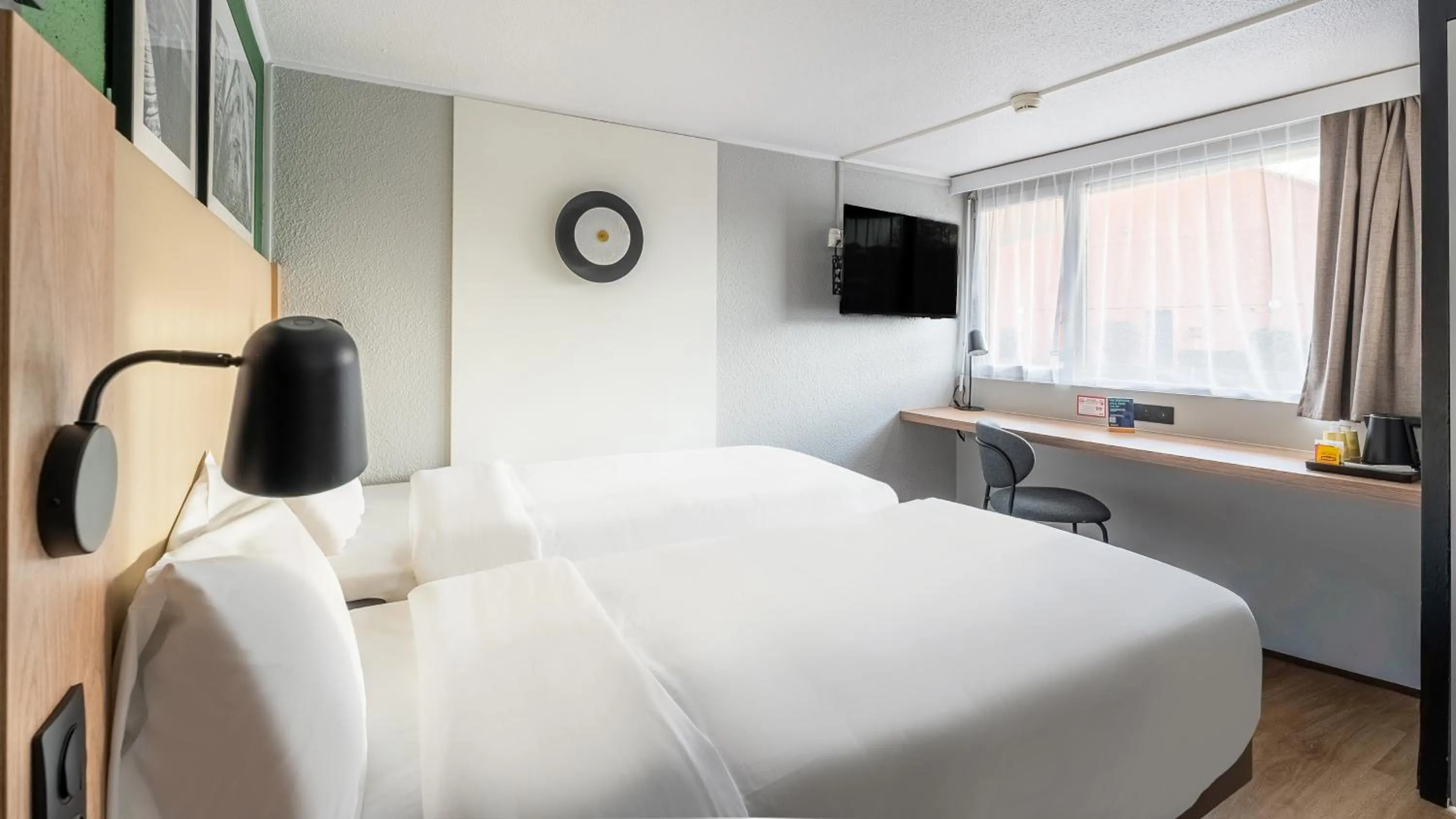 Bed in Campanile Brest - Gouesnou Aeroport