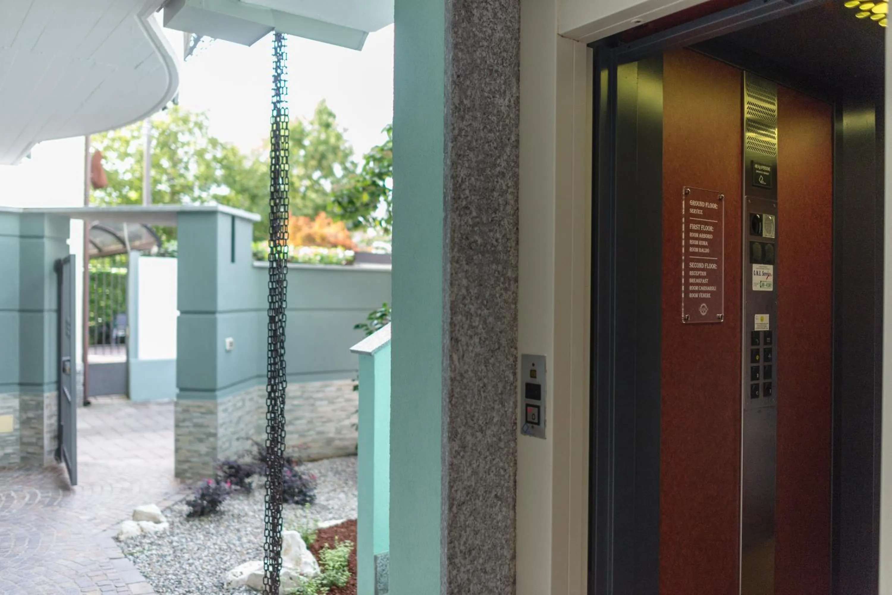 Property building in Gruppo Luxe Domus Vigevano