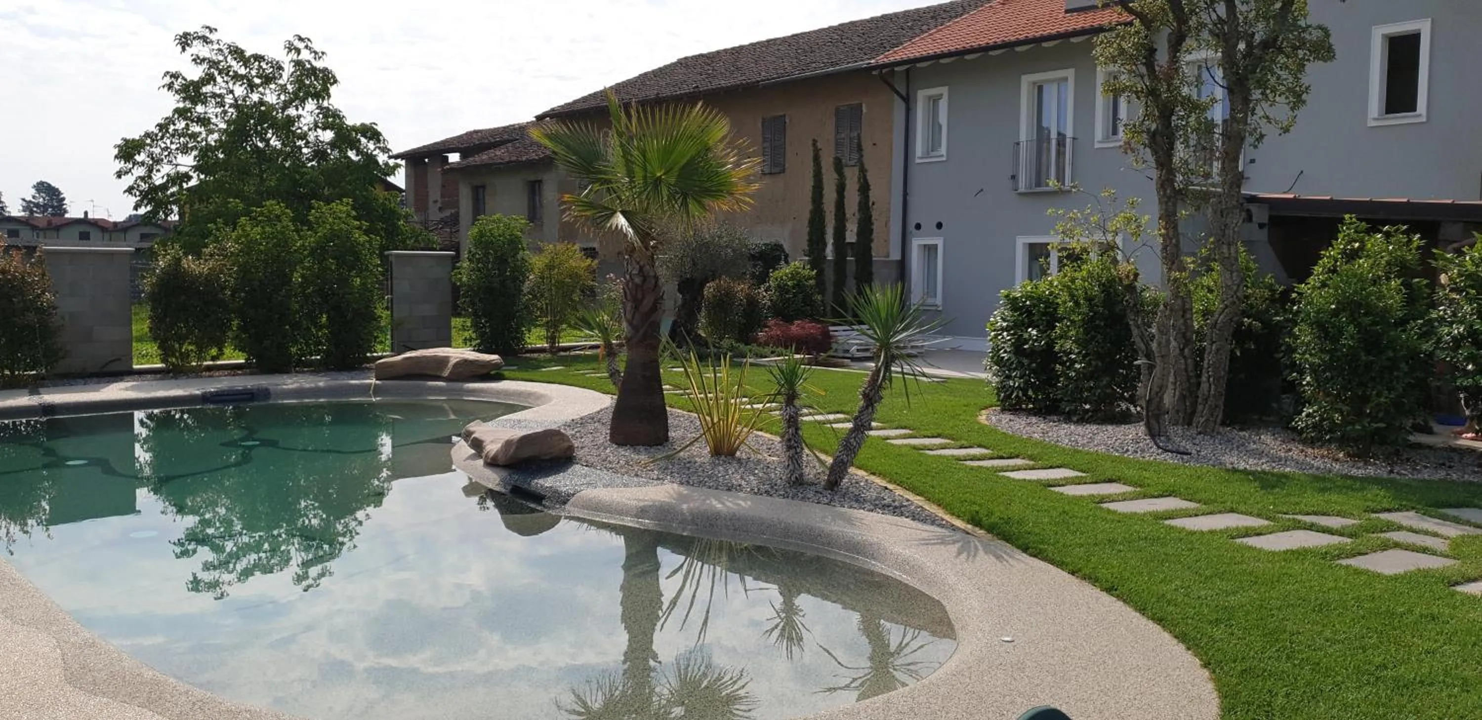 Swimming pool in Gruppo Luxe Domus Vigevano