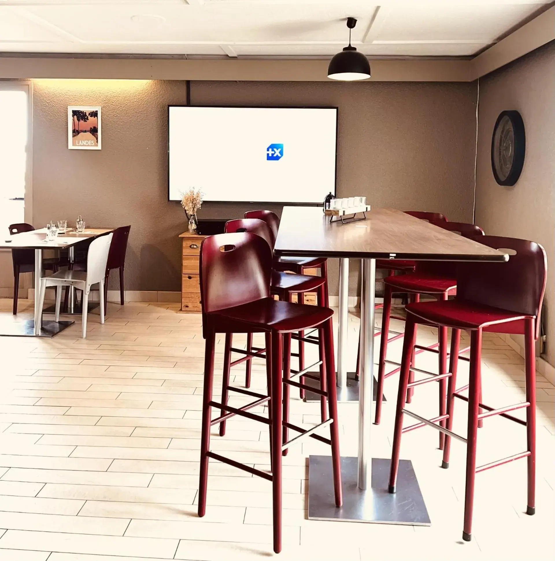 Restaurant/places to eat in Campanile Dax - Saint-Paul-Les-Dax Restaurant/places to eat in Campanile Dax - Saint-Paul-Les-Dax