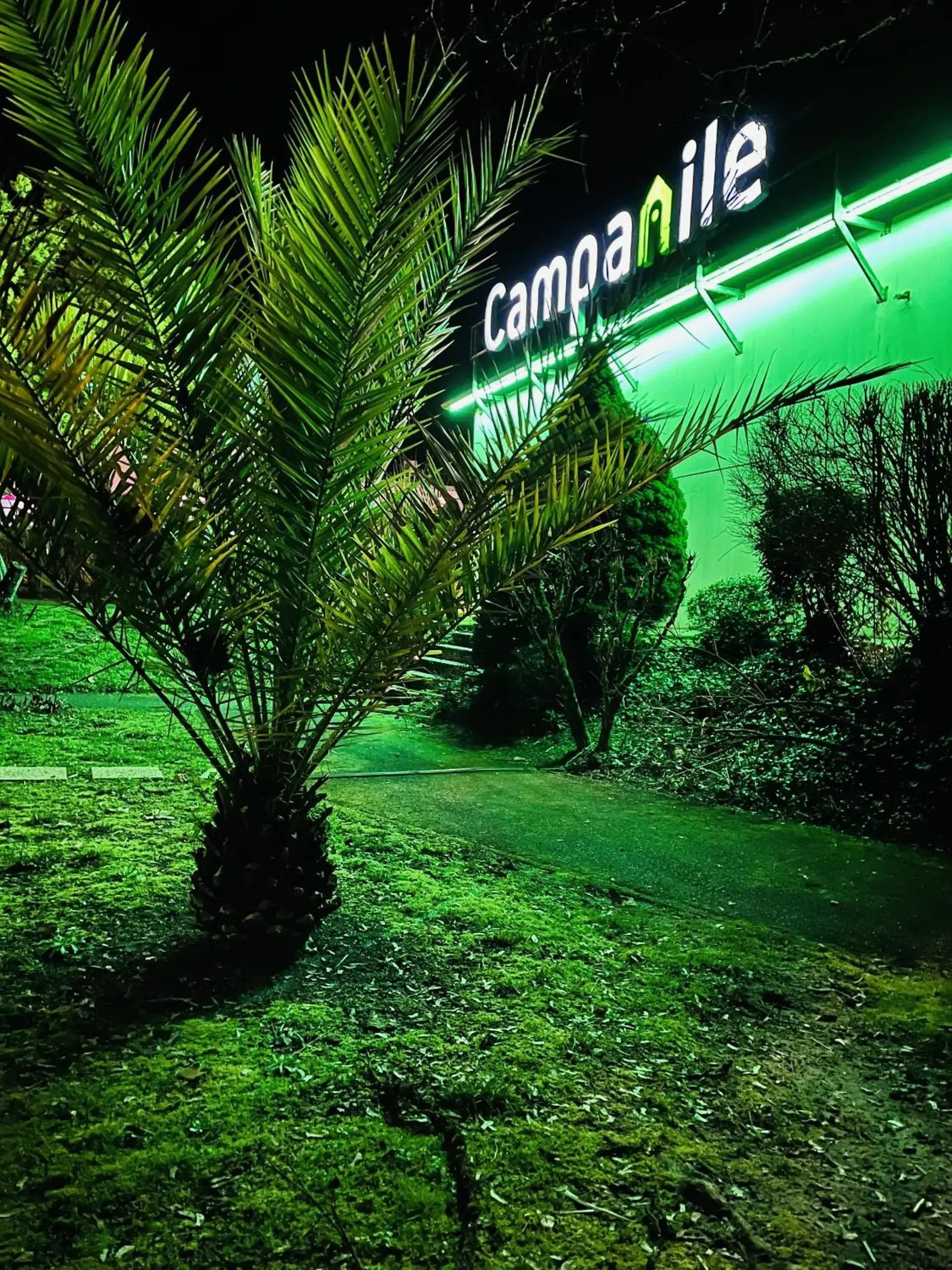 Property building in Campanile Dax - Saint-Paul-Les-Dax Property building in Campanile Dax - Saint-Paul-Les-Dax