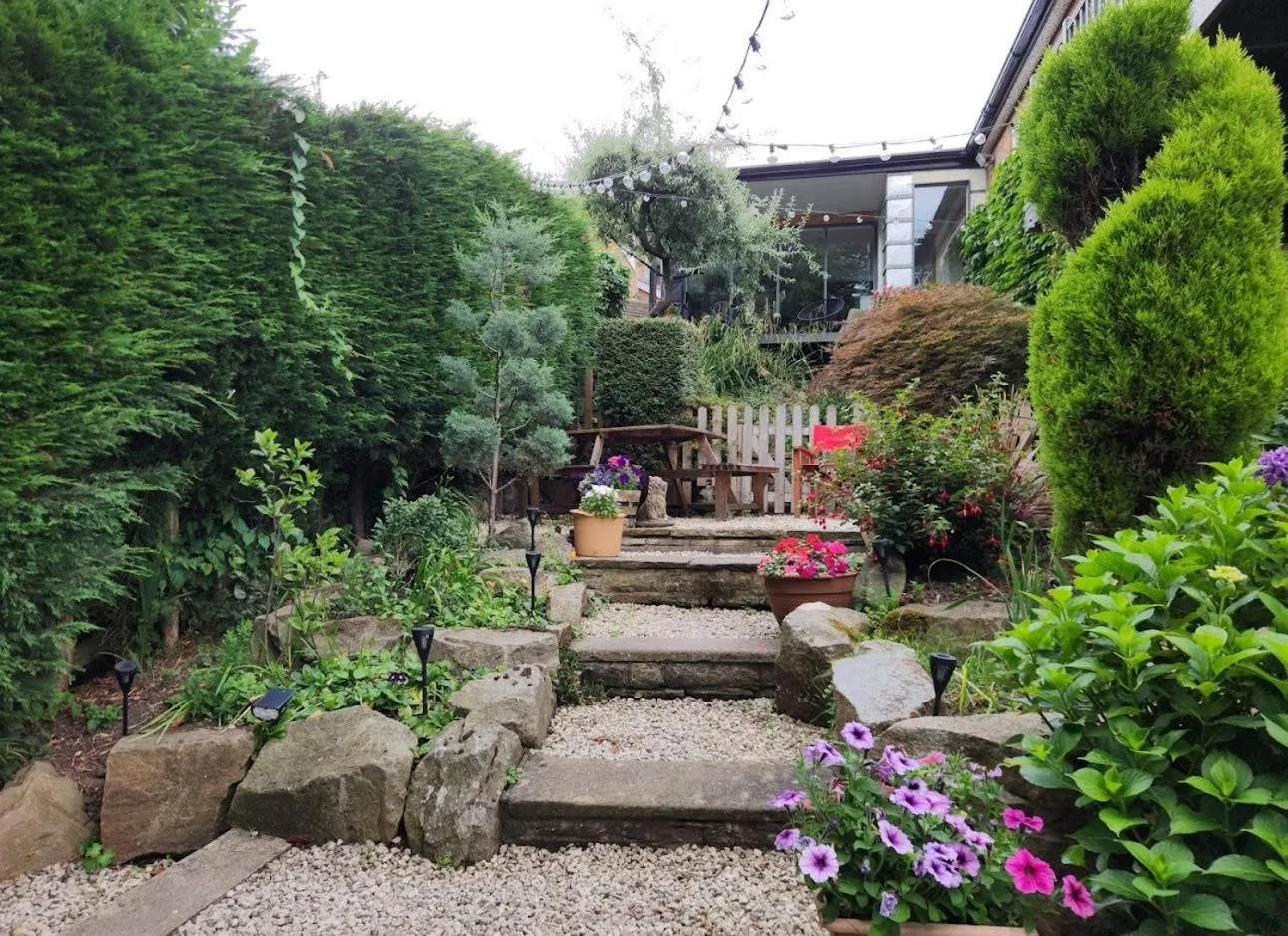 The Garden Apartment, Near Airport & City