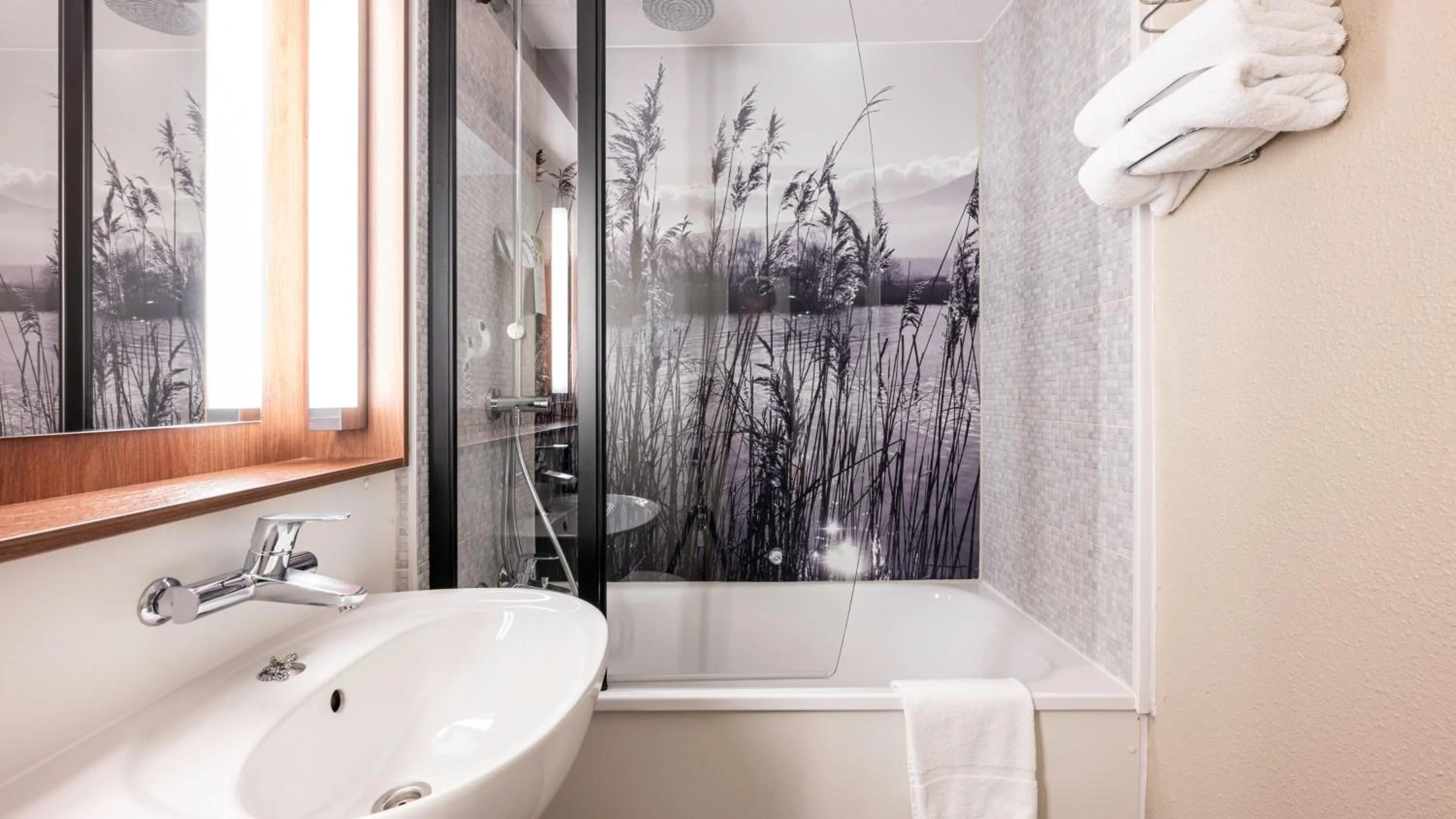 Bathroom in Campanile NATURE - Aix Les Bains