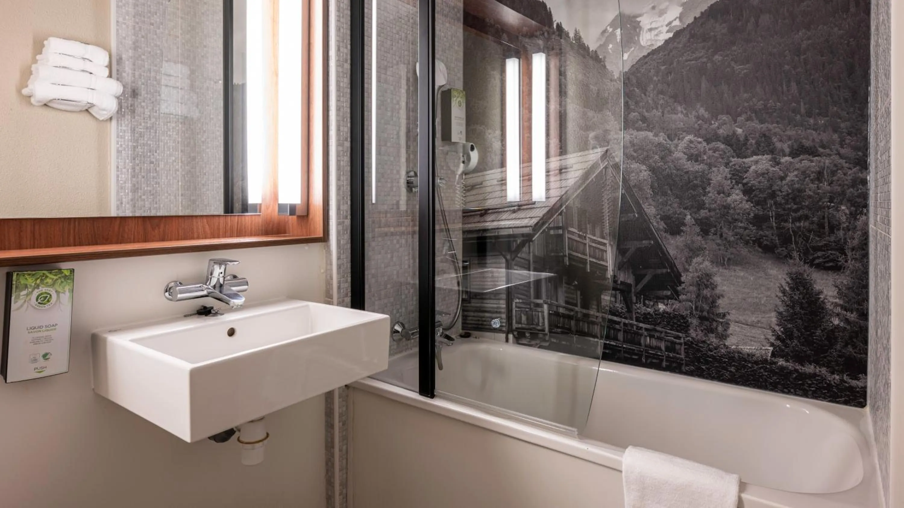 Bathroom in Campanile NATURE - Aix Les Bains