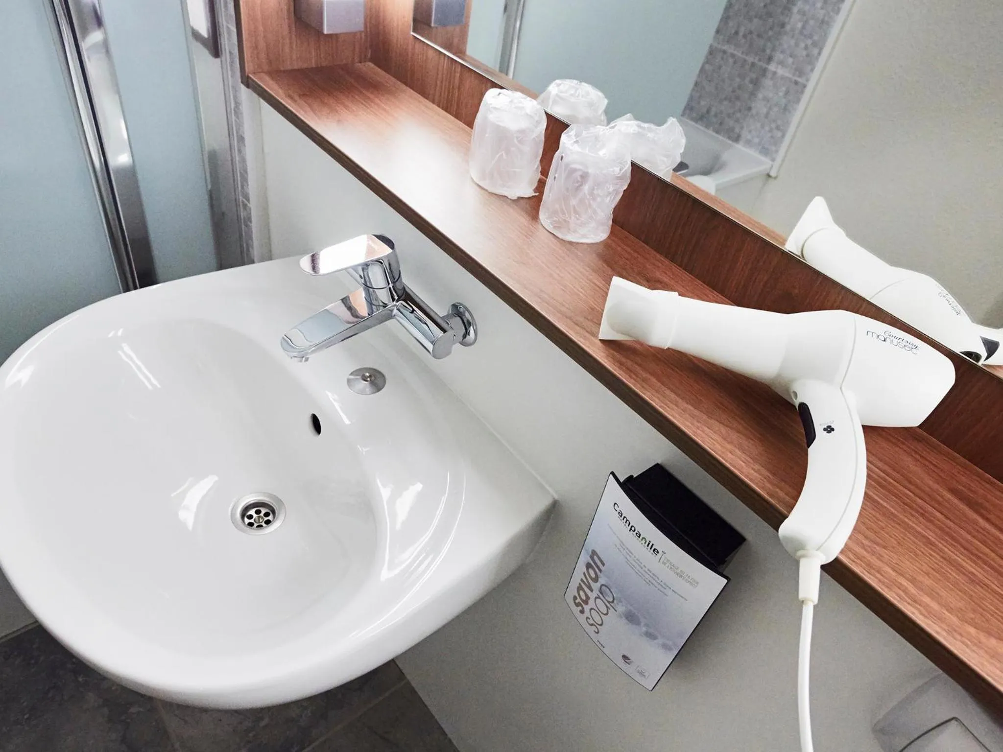 New Generation Twin Room  in Campanile NATURE - Aix Les Bains