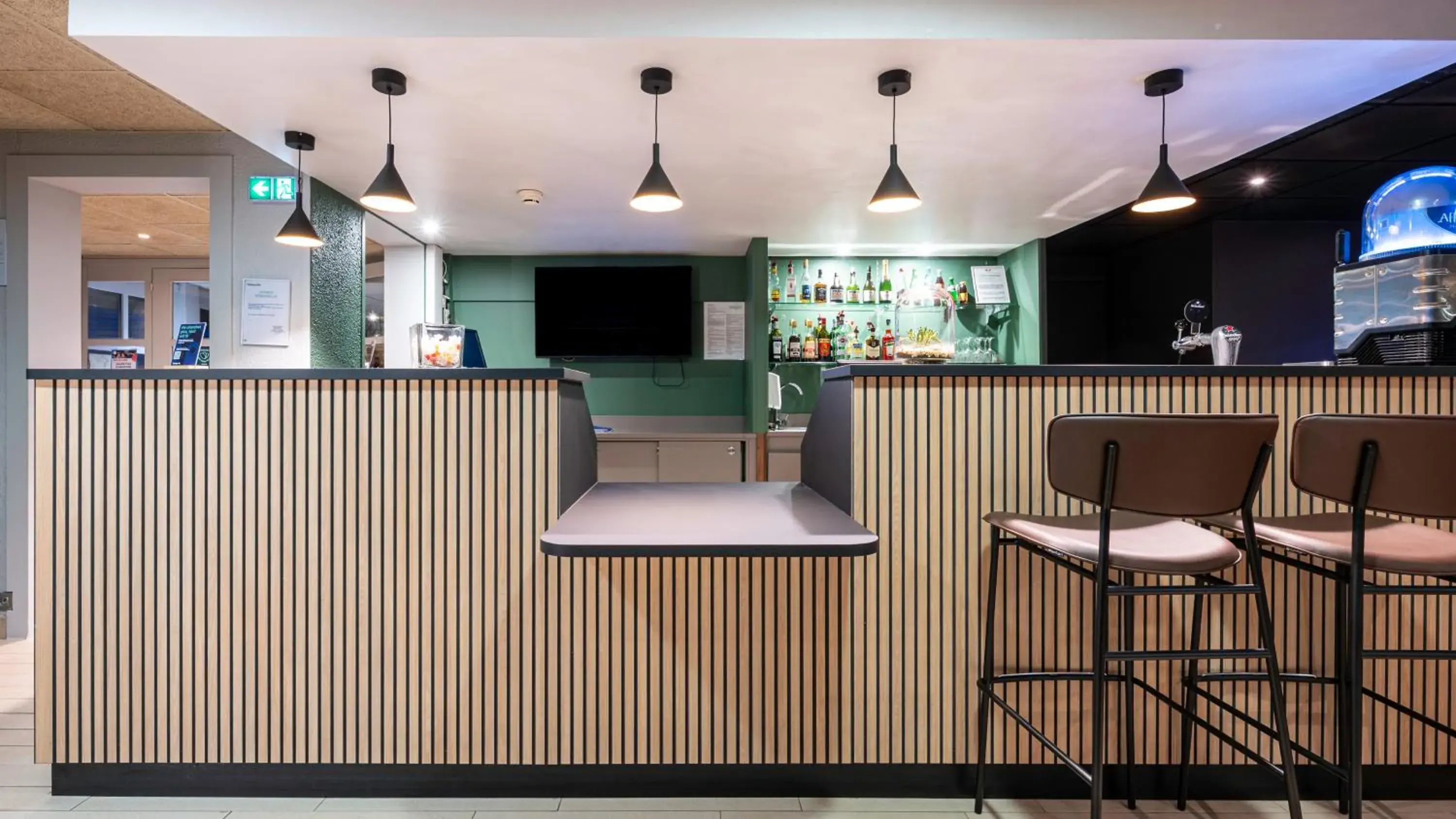 Lobby or reception in Campanile NATURE - Aix Les Bains Lobby or reception in Campanile NATURE - Aix Les Bains