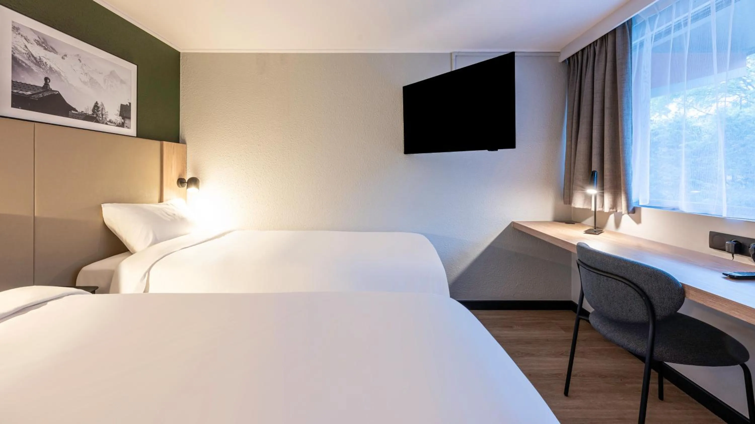 Bed in Campanile NATURE - Aix Les Bains