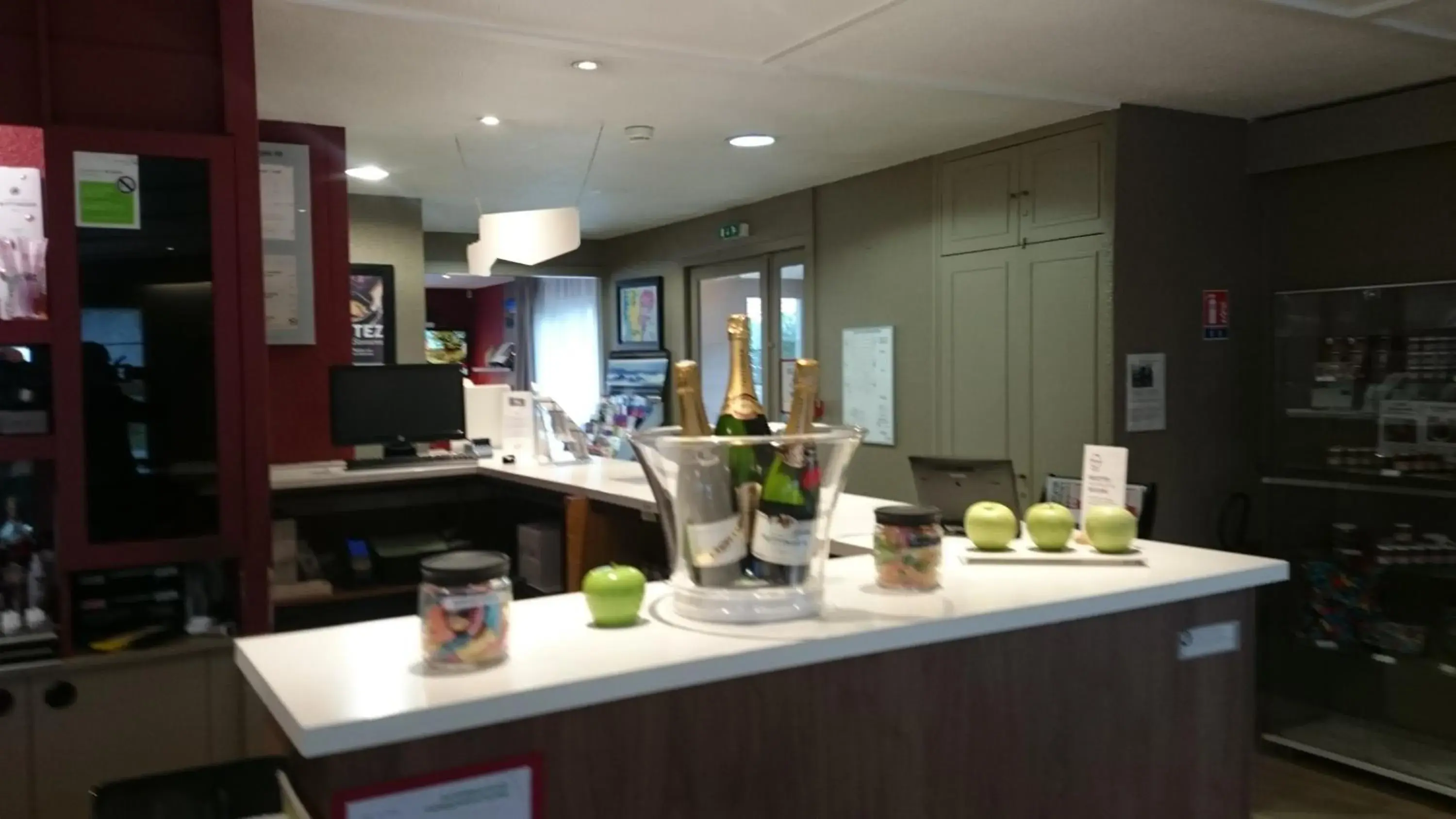 Lobby or reception in Campanile Bayonne Lobby or reception in Campanile Bayonne