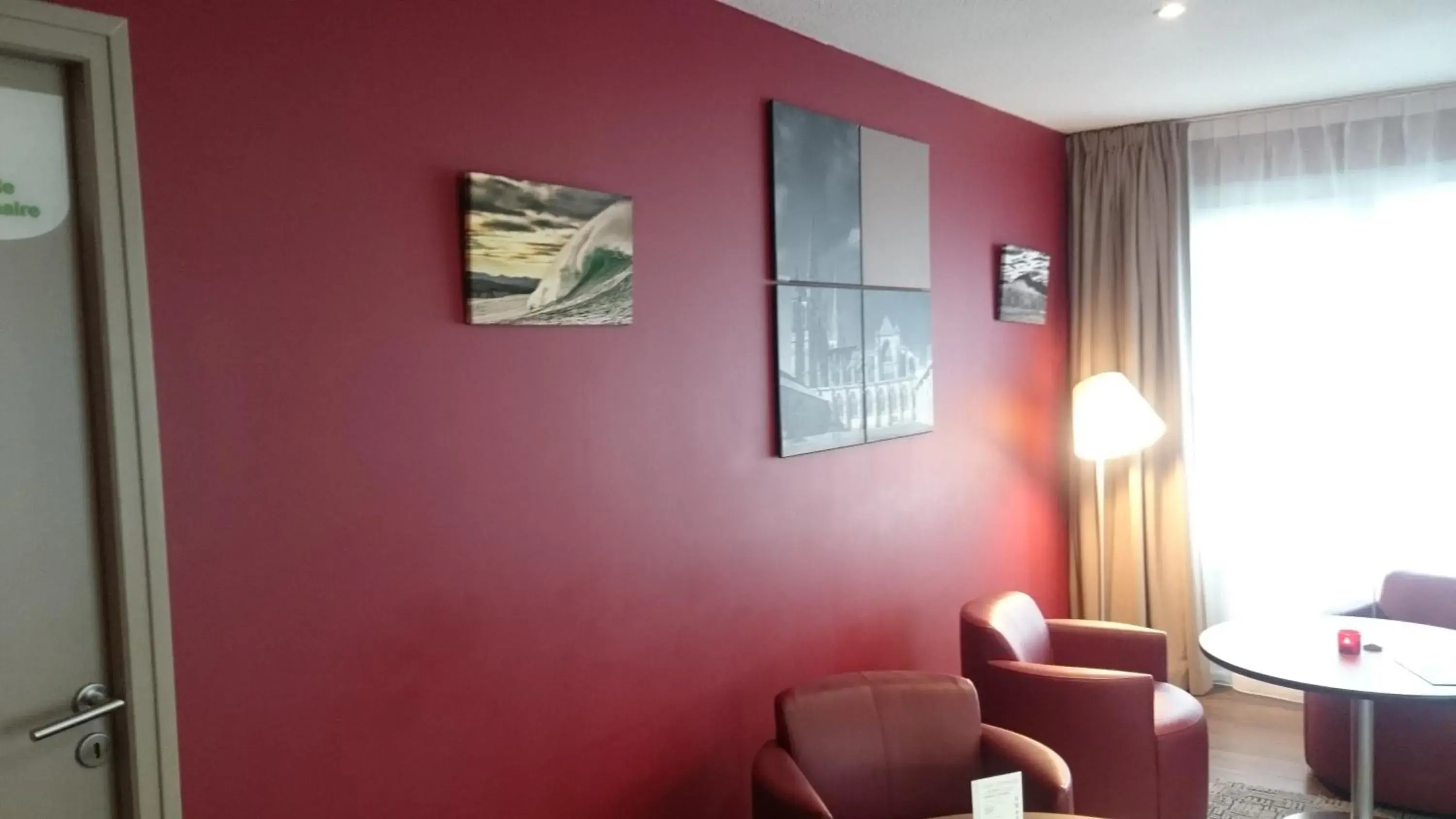 Lounge or bar in Campanile Bayonne Lounge or bar in Campanile Bayonne